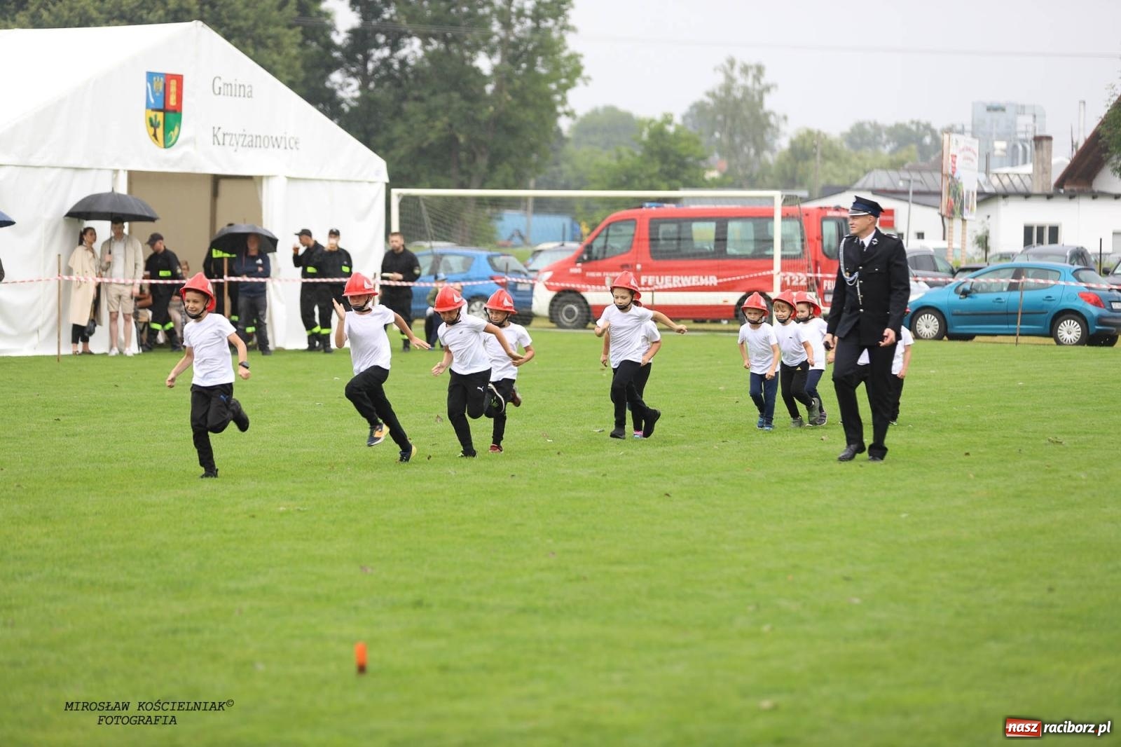 Zdjęcie w galerii na portalu naszraciborz.pl: Tworków z pucharem wójta Krzyżanowic na zawodach w Bieńkowicach wiadomości z regionu