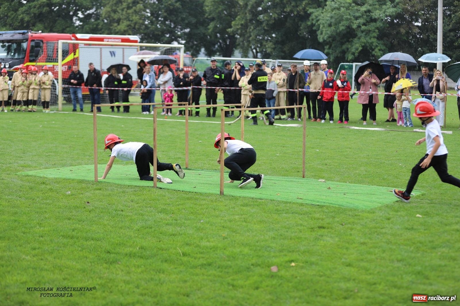 Zdjęcie w galerii na portalu naszraciborz.pl: Tworków z pucharem wójta Krzyżanowic na zawodach w Bieńkowicach wiadomości z regionu