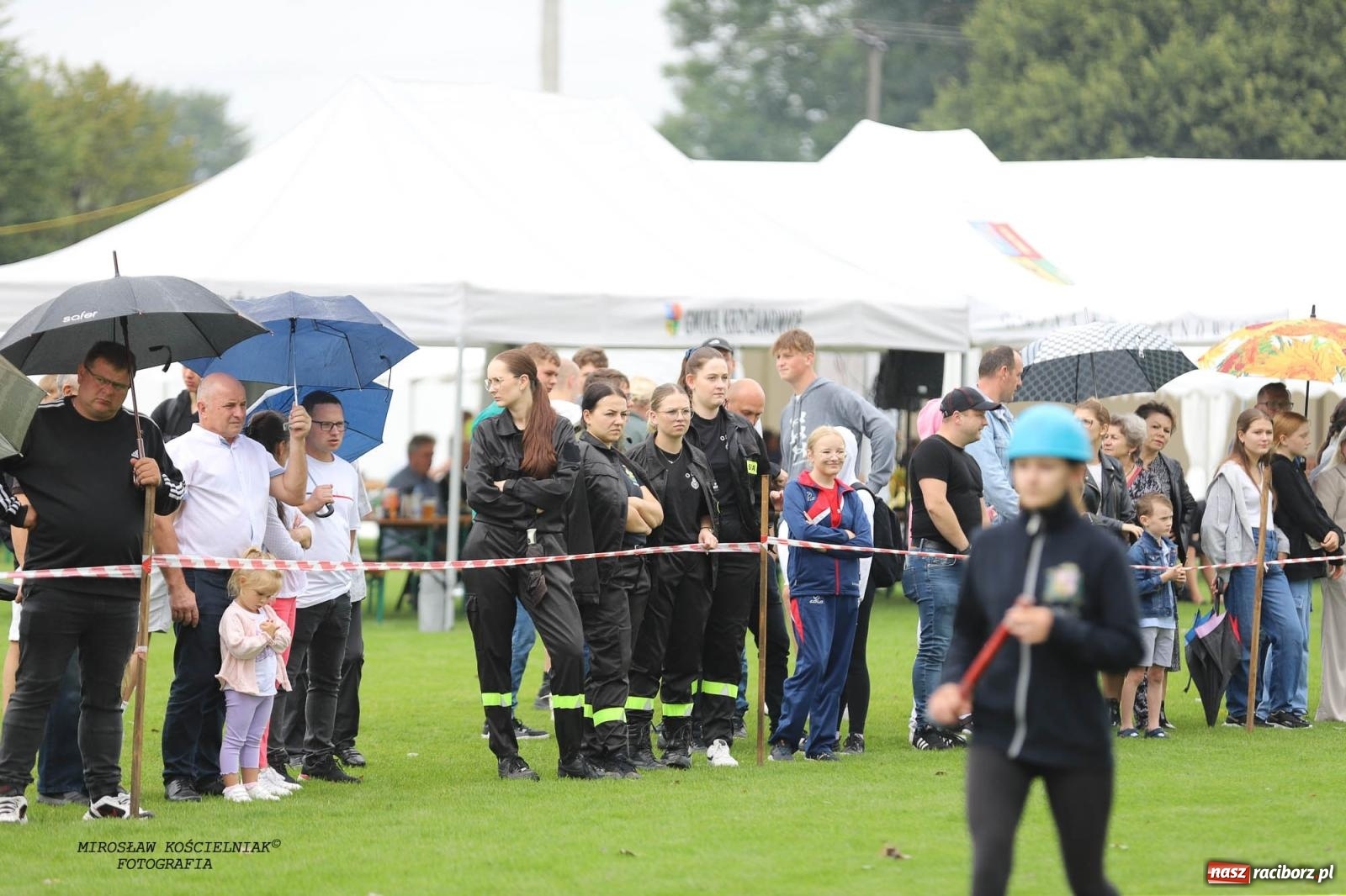 Zdjęcie w galerii na portalu naszraciborz.pl: Tworków z pucharem wójta Krzyżanowic na zawodach w Bieńkowicach wiadomości z regionu