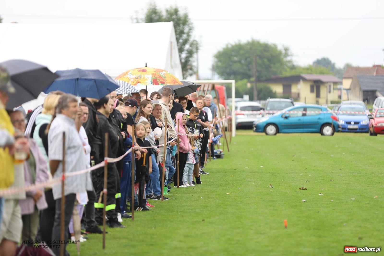 Zdjęcie w galerii na portalu naszraciborz.pl: Tworków z pucharem wójta Krzyżanowic na zawodach w Bieńkowicach wiadomości z regionu