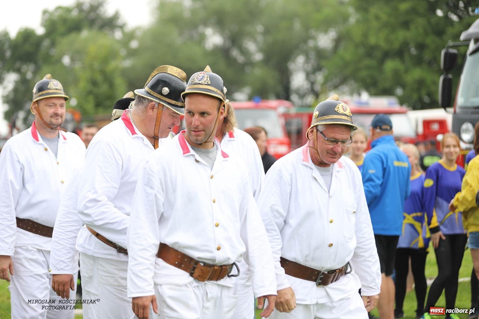 Zdjęcie w galerii na portalu naszraciborz.pl: Tworków z pucharem wójta Krzyżanowic na zawodach w Bieńkowicach wiadomości z regionu
