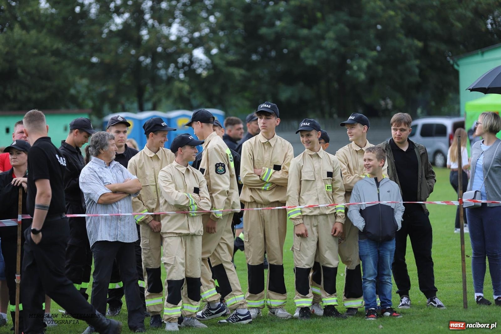 Zdjęcie w galerii na portalu naszraciborz.pl: Tworków z pucharem wójta Krzyżanowic na zawodach w Bieńkowicach wiadomości z regionu