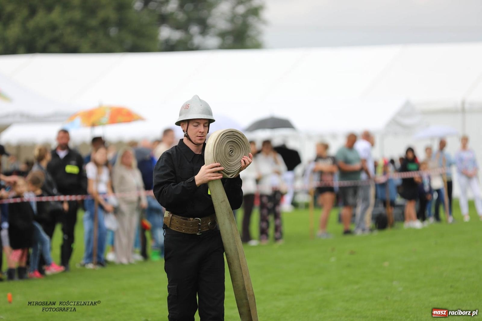 Zdjęcie w galerii na portalu naszraciborz.pl: Tworków z pucharem wójta Krzyżanowic na zawodach w Bieńkowicach wiadomości z regionu