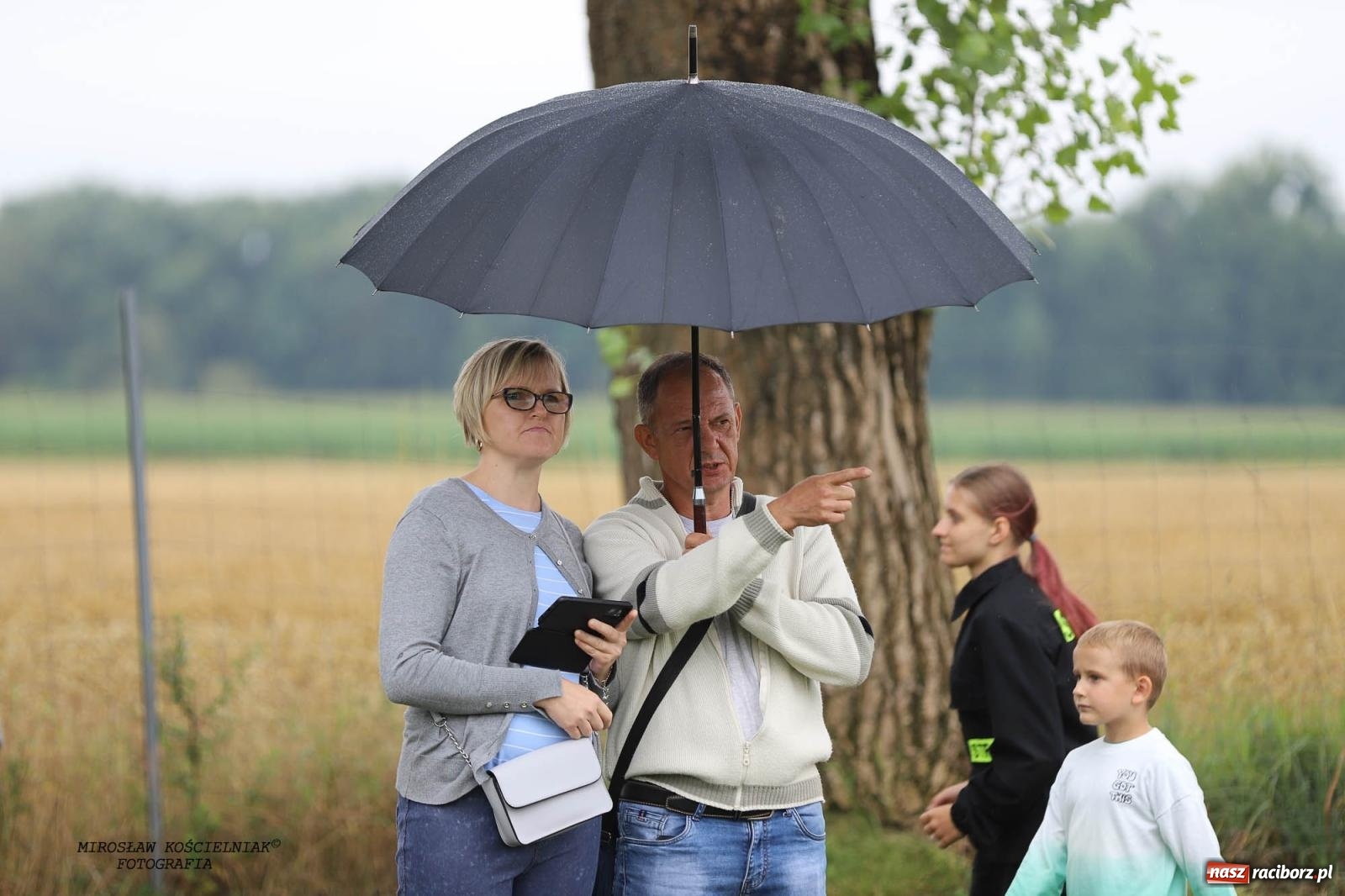 Zdjęcie w galerii na portalu naszraciborz.pl: Tworków z pucharem wójta Krzyżanowic na zawodach w Bieńkowicach wiadomości z regionu