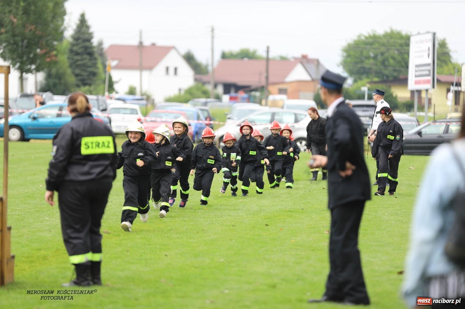 Zdjęcie w galerii na portalu naszraciborz.pl: Tworków z pucharem wójta Krzyżanowic na zawodach w Bieńkowicach wiadomości z regionu