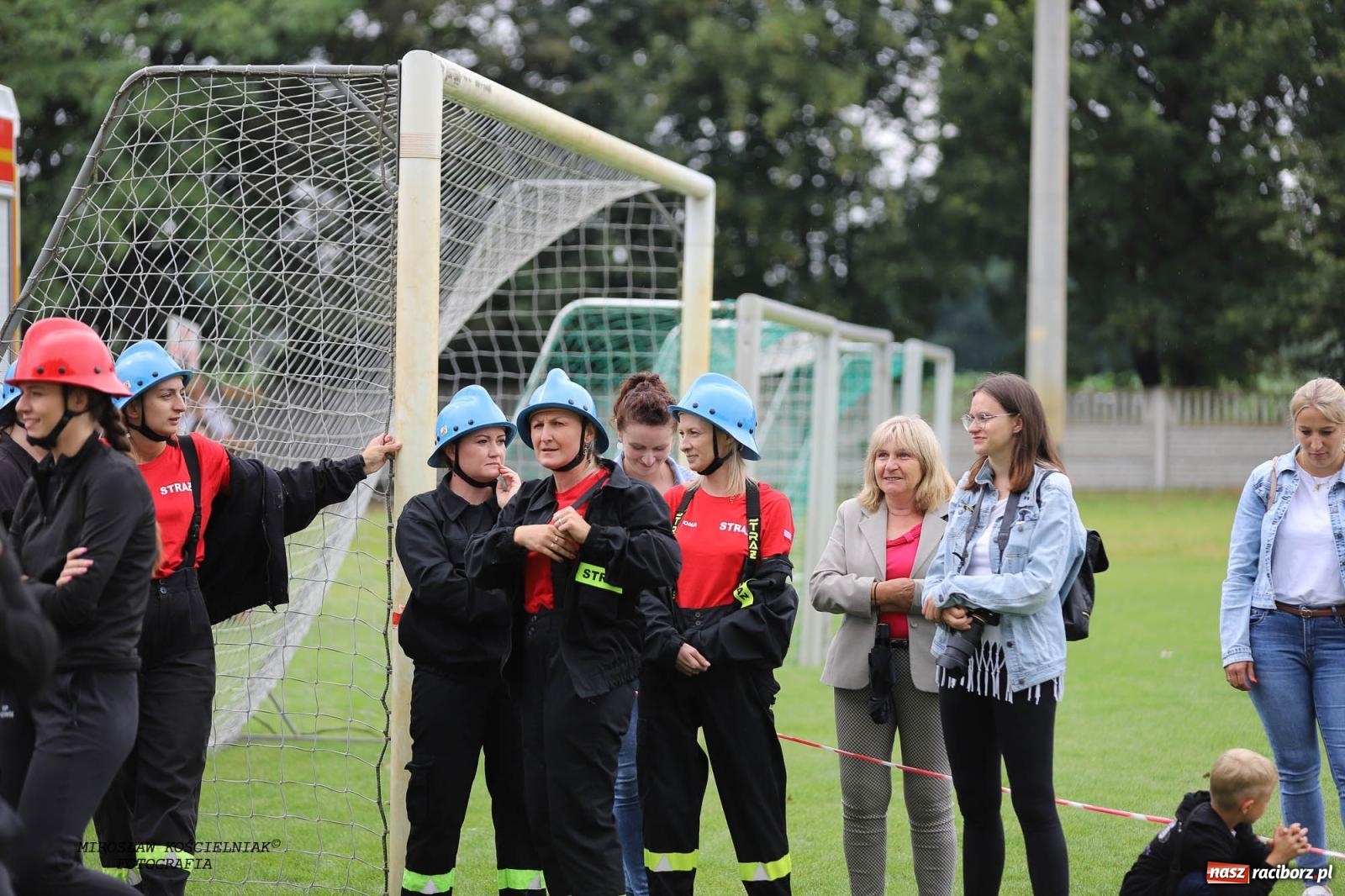 Zdjęcie w galerii na portalu naszraciborz.pl: Tworków z pucharem wójta Krzyżanowic na zawodach w Bieńkowicach wiadomości z regionu