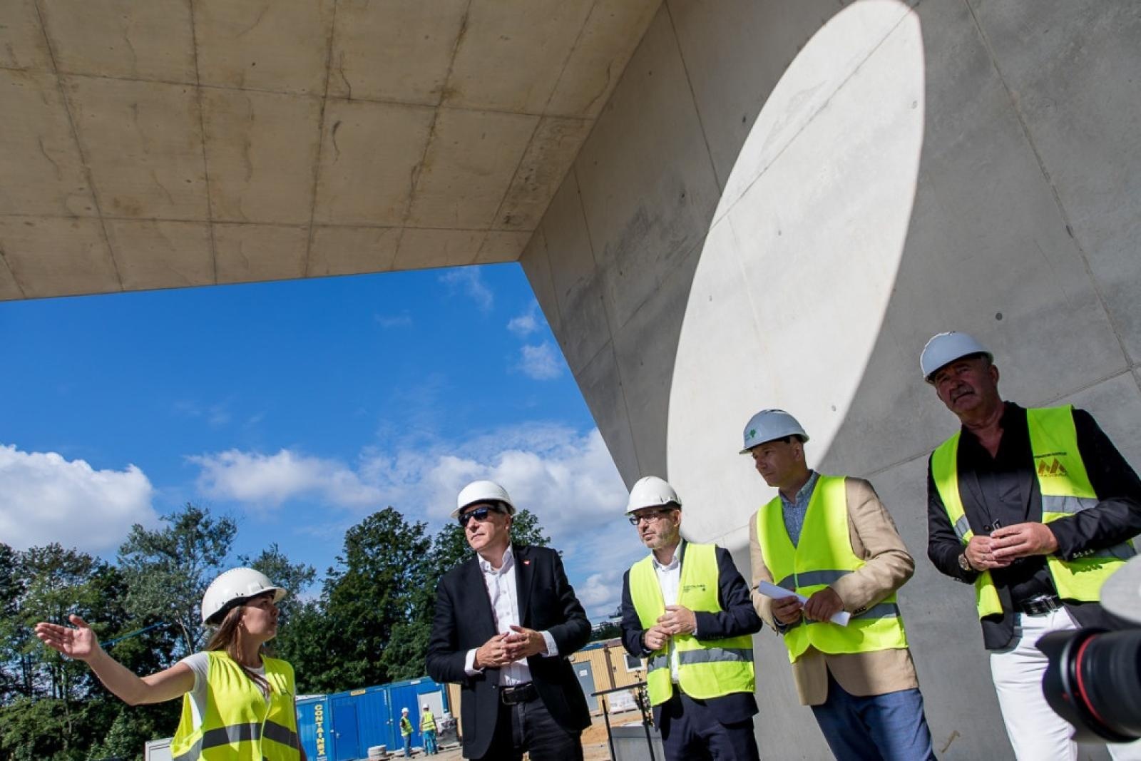 Zdjęcie w galerii na portalu naszraciborz.pl: Zjeżdżalnia na blisko 200 m. Nowa Fala rośnie w oczach wiadomości z regionu
