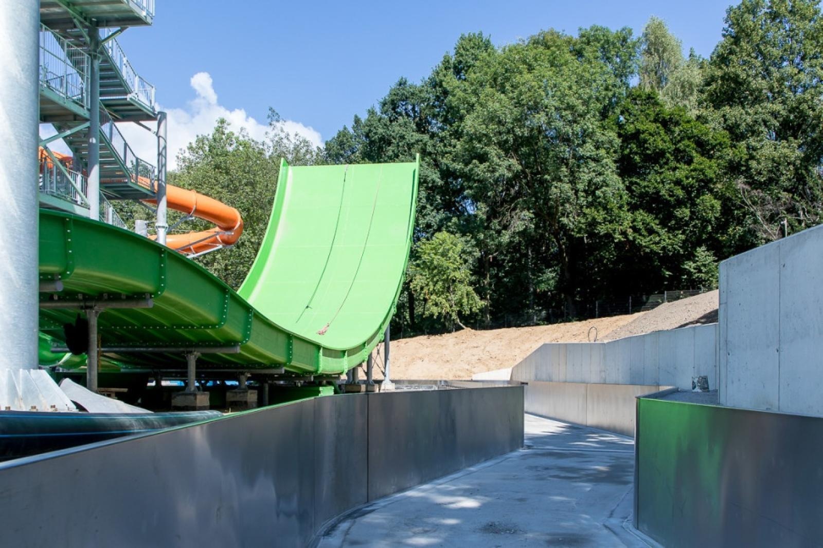 Zdjęcie w galerii na portalu naszraciborz.pl: Zjeżdżalnia na blisko 200 m. Nowa Fala rośnie w oczach wiadomości z regionu