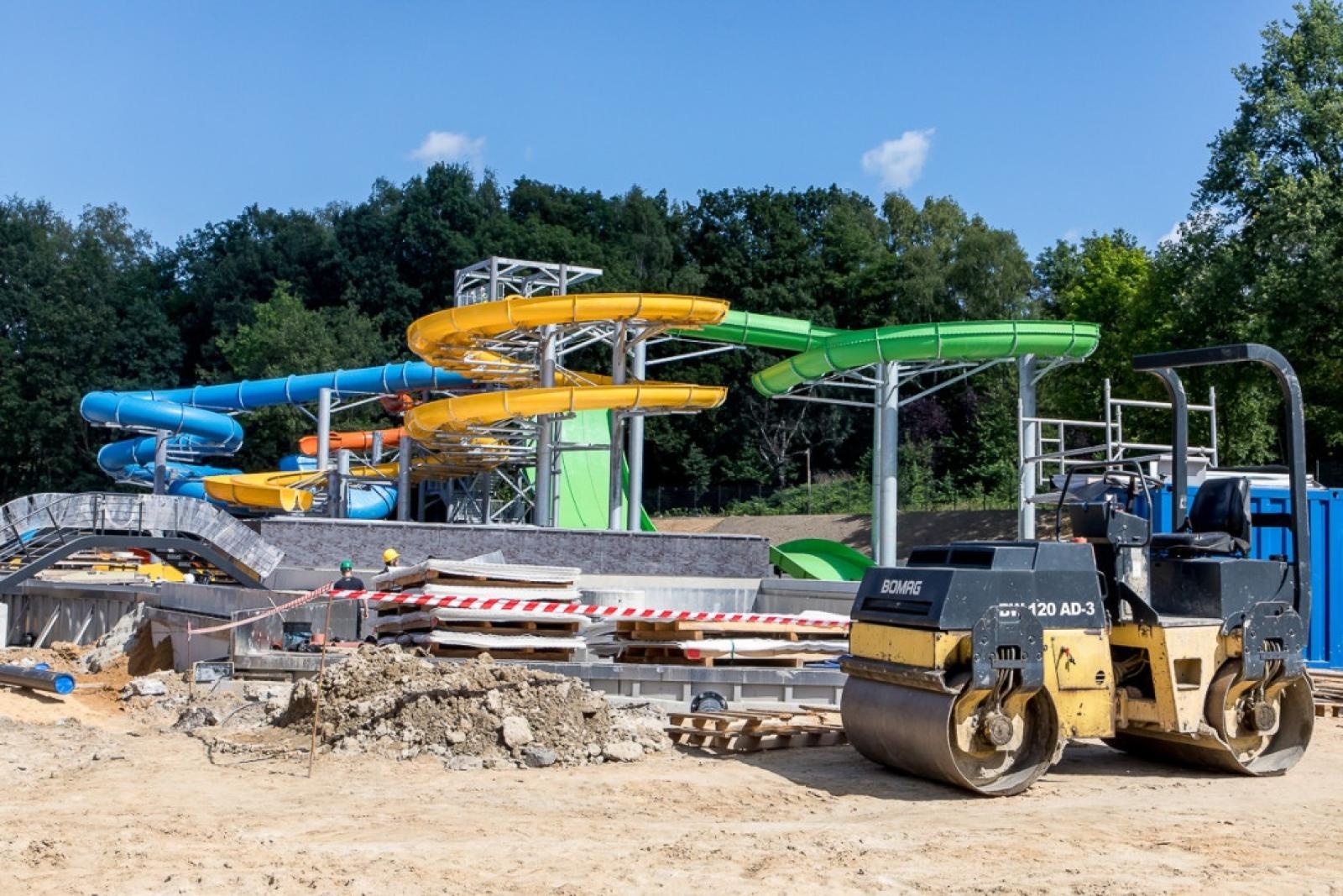 Zdjęcie w galerii na portalu naszraciborz.pl: Zjeżdżalnia na blisko 200 m. Nowa Fala rośnie w oczach wiadomości z regionu