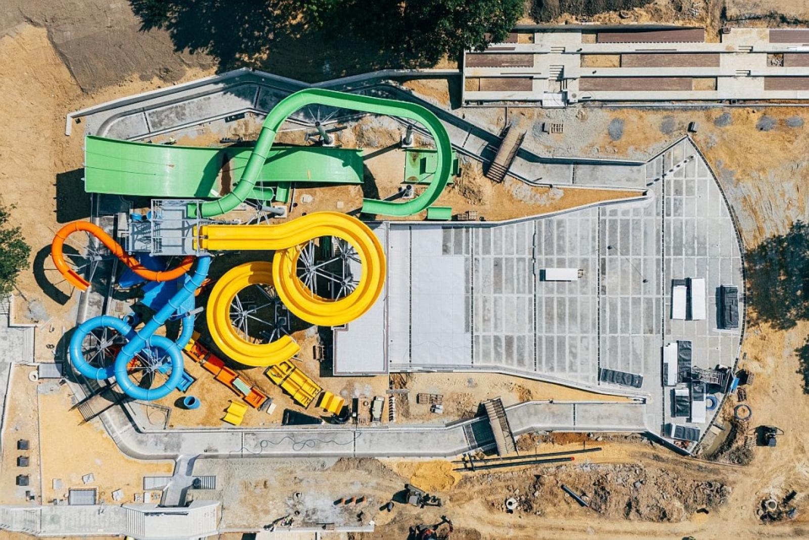 Zdjęcie w galerii na portalu naszraciborz.pl: Zjeżdżalnia na blisko 200 m. Nowa Fala rośnie w oczach wiadomości z regionu