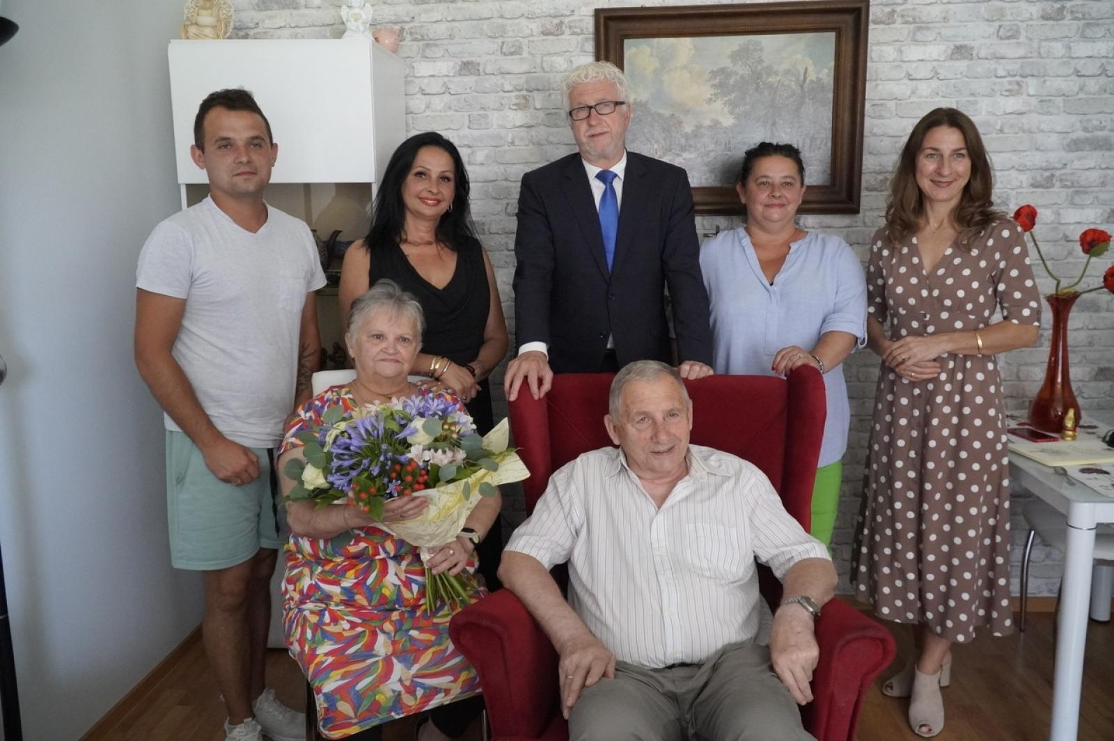 Zdjęcie w galerii na portalu naszraciborz.pl: Państwo Piotrowscy świętują jubileusz 55-lecia pożycia małżeńskiego wiadomości z regionu
