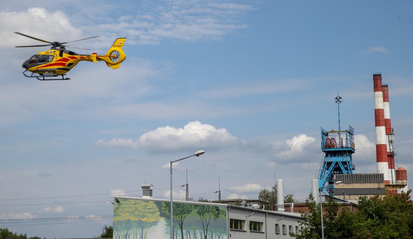 Zdjęcie w galerii na portalu naszraciborz.pl: Nie żyje górnik odnaleziony w kopalni Rydułtowy wiadomości z regionu