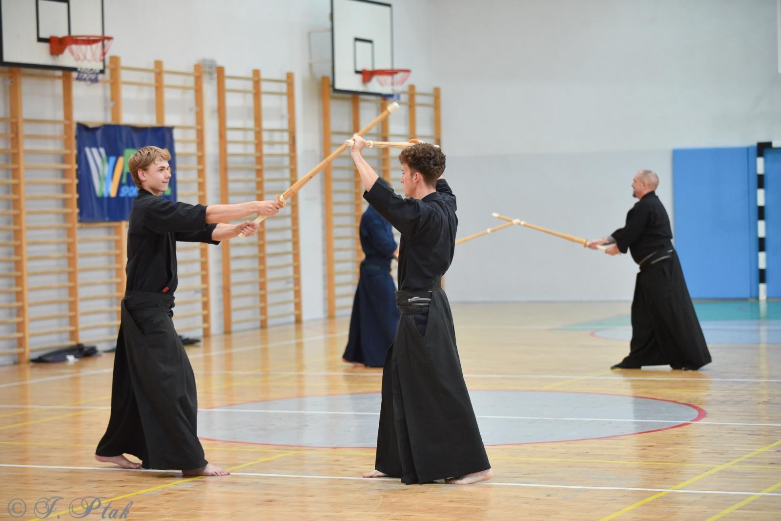 Zdjęcie w galerii na portalu naszraciborz.pl: Powiatowe Centrum Sportu w Raciborzu zaprasza na wakacyjne spotkania z japońską szermierką – IAIDO/JODO wiadomości z regionu