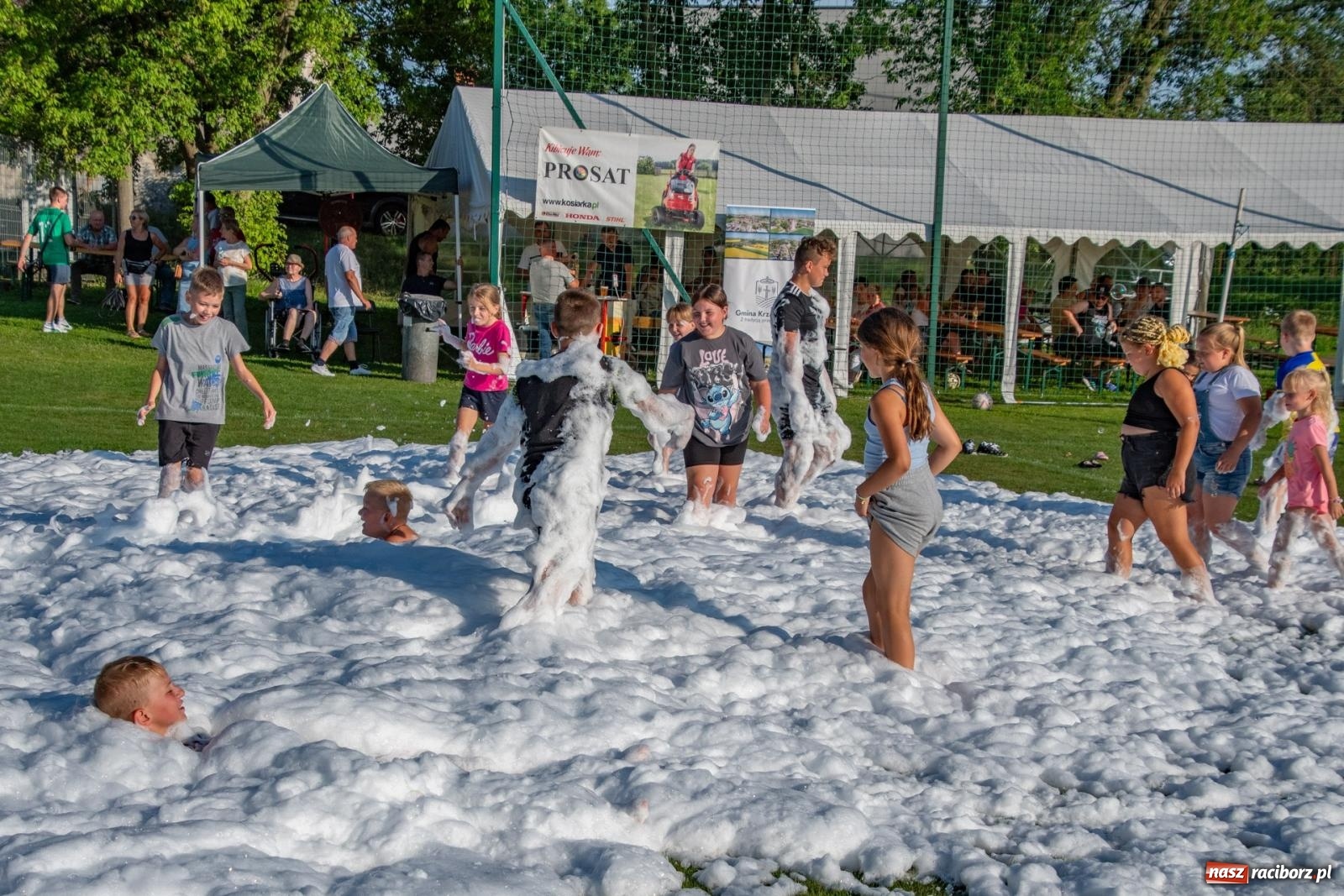 Zdjęcie w galerii na portalu naszraciborz.pl: Piłkarskie pokoleniowe boje w Bojanowie [FOTO i WIDEO] wiadomości z regionu