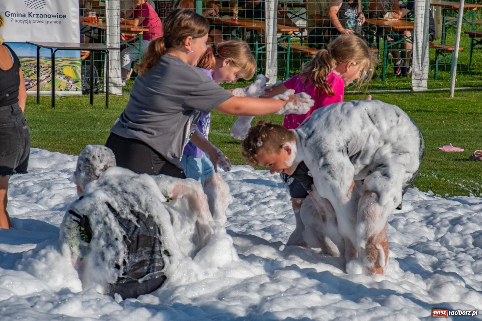 Zdjęcie w galerii na portalu naszraciborz.pl: Piłkarskie pokoleniowe boje w Bojanowie [FOTO i WIDEO] wiadomości z regionu