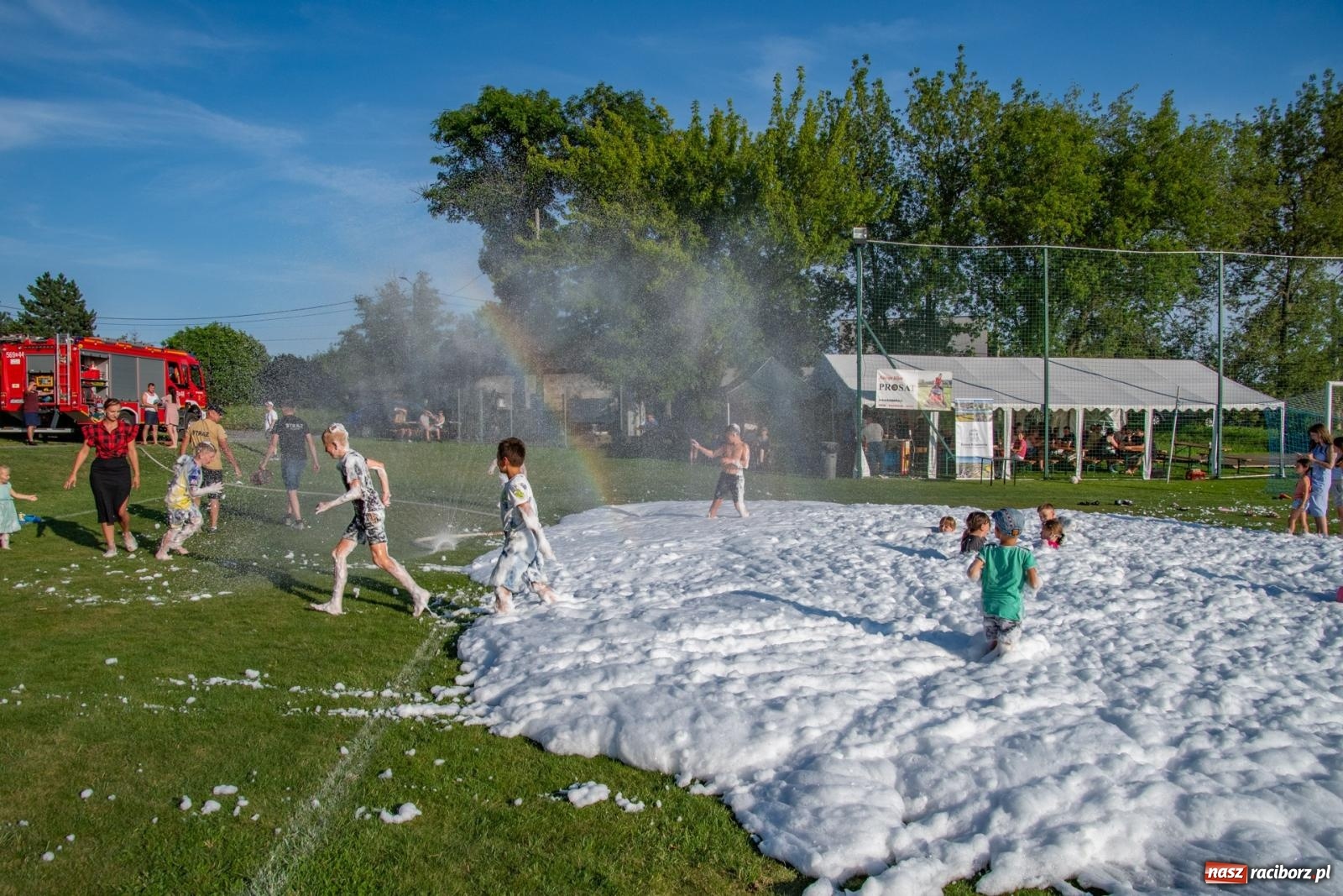 Zdjęcie w galerii na portalu naszraciborz.pl: Piłkarskie pokoleniowe boje w Bojanowie [FOTO i WIDEO] wiadomości z regionu