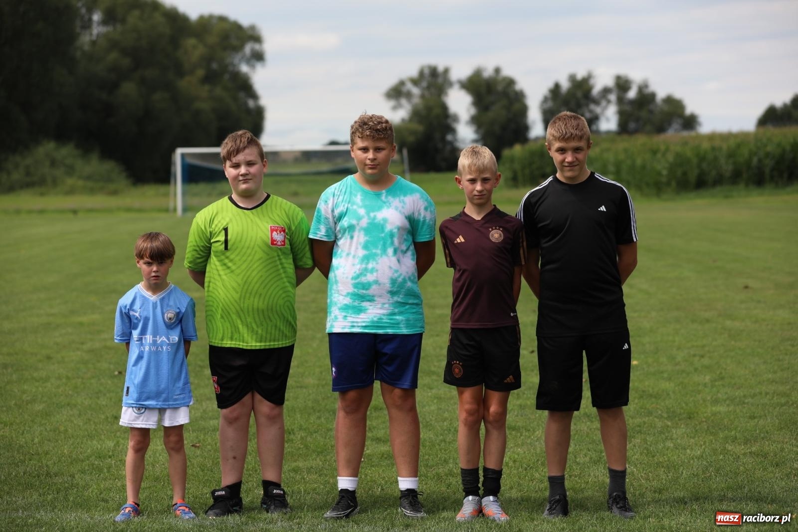 Zdjęcie w galerii na portalu naszraciborz.pl: Piłkarskie pokoleniowe boje w Bojanowie [FOTO i WIDEO] wiadomości z regionu