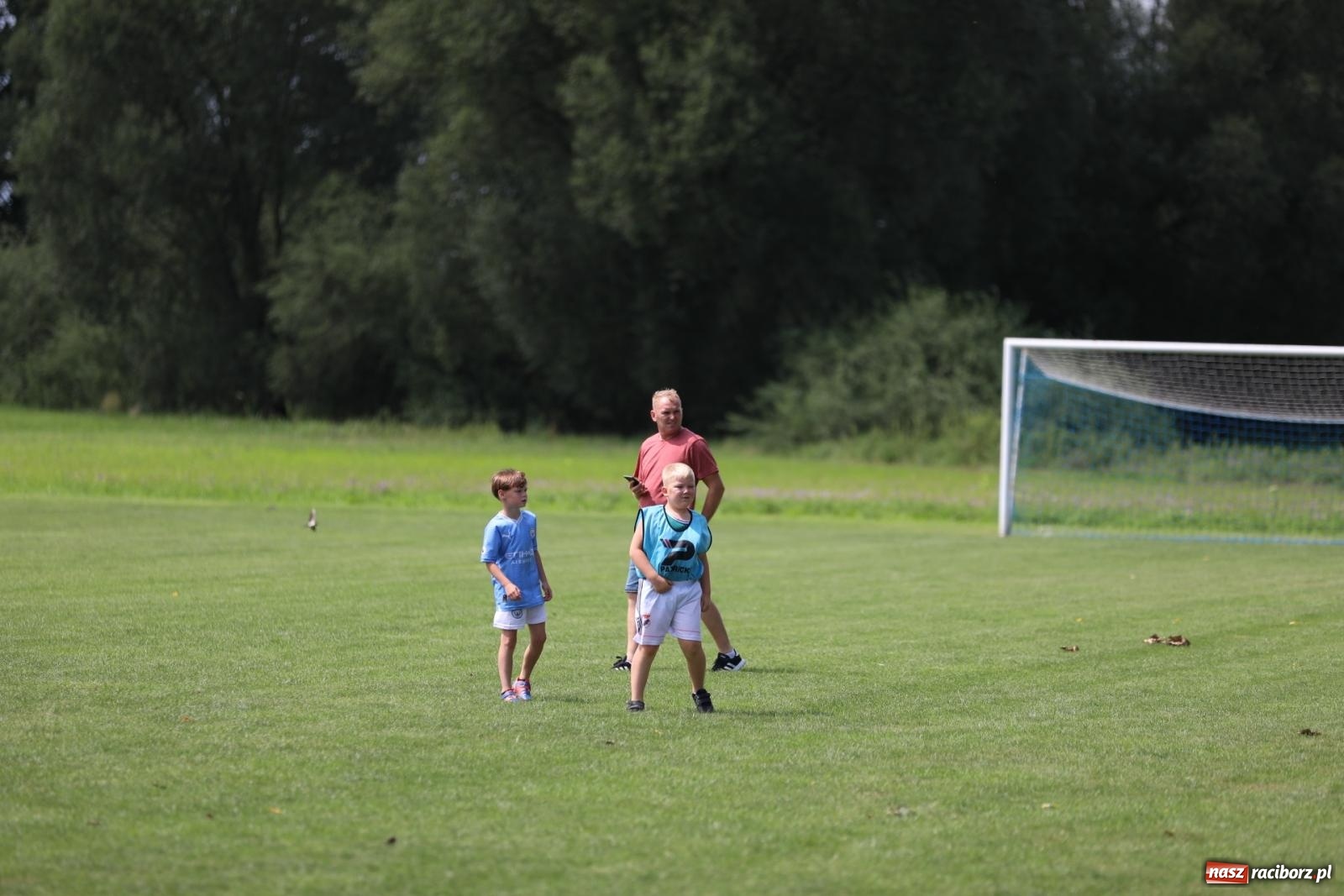 Zdjęcie w galerii na portalu naszraciborz.pl: Piłkarskie pokoleniowe boje w Bojanowie [FOTO i WIDEO] wiadomości z regionu