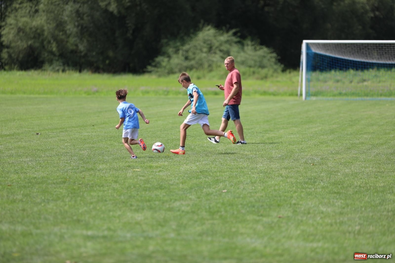 Zdjęcie w galerii na portalu naszraciborz.pl: Piłkarskie pokoleniowe boje w Bojanowie [FOTO i WIDEO] wiadomości z regionu