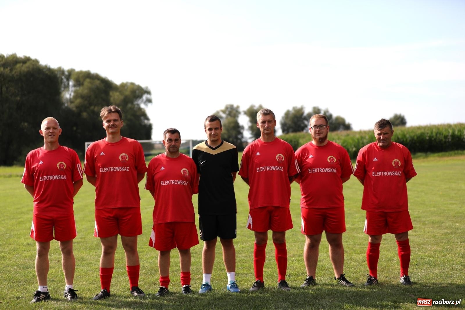 Zdjęcie w galerii na portalu naszraciborz.pl: Piłkarskie pokoleniowe boje w Bojanowie [FOTO i WIDEO] wiadomości z regionu