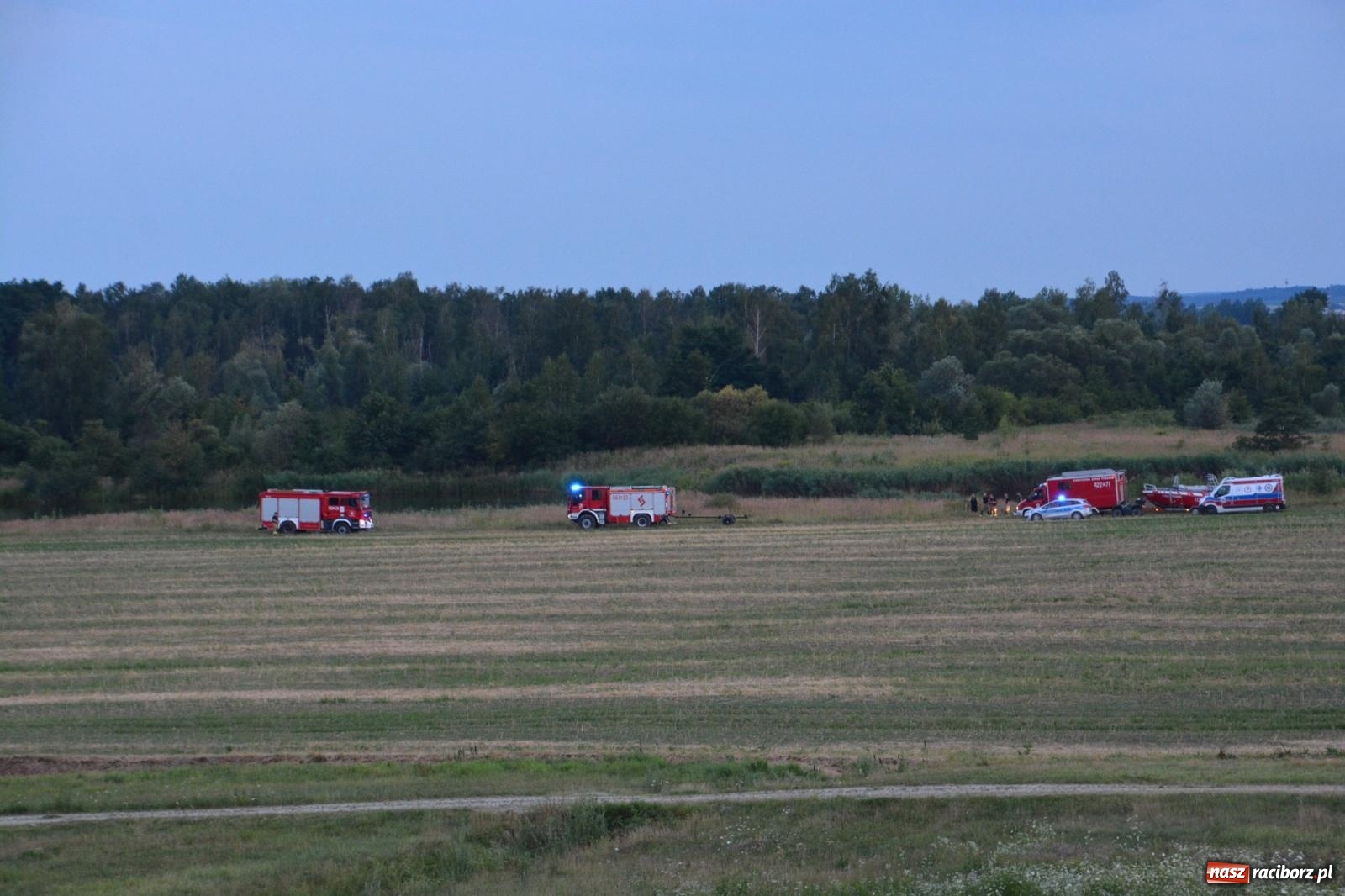 Zdjęcie w galerii na portalu naszraciborz.pl: Komunikat policji w sprawie tragedii w czaszy zbiornika Racibórz [FOTO i WIDEO] wiadomości z regionu