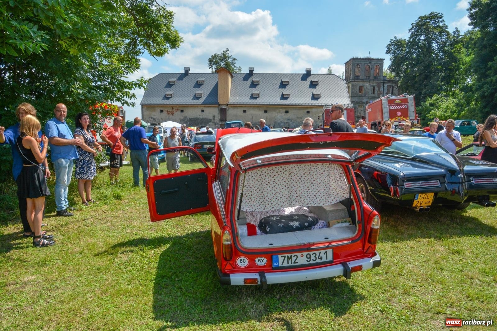 Zdjęcie w galerii na portalu naszraciborz.pl: V Zlot Pojazdów Zabytkowych w Sławikowie [FOTO i WIDEO] wiadomości z regionu