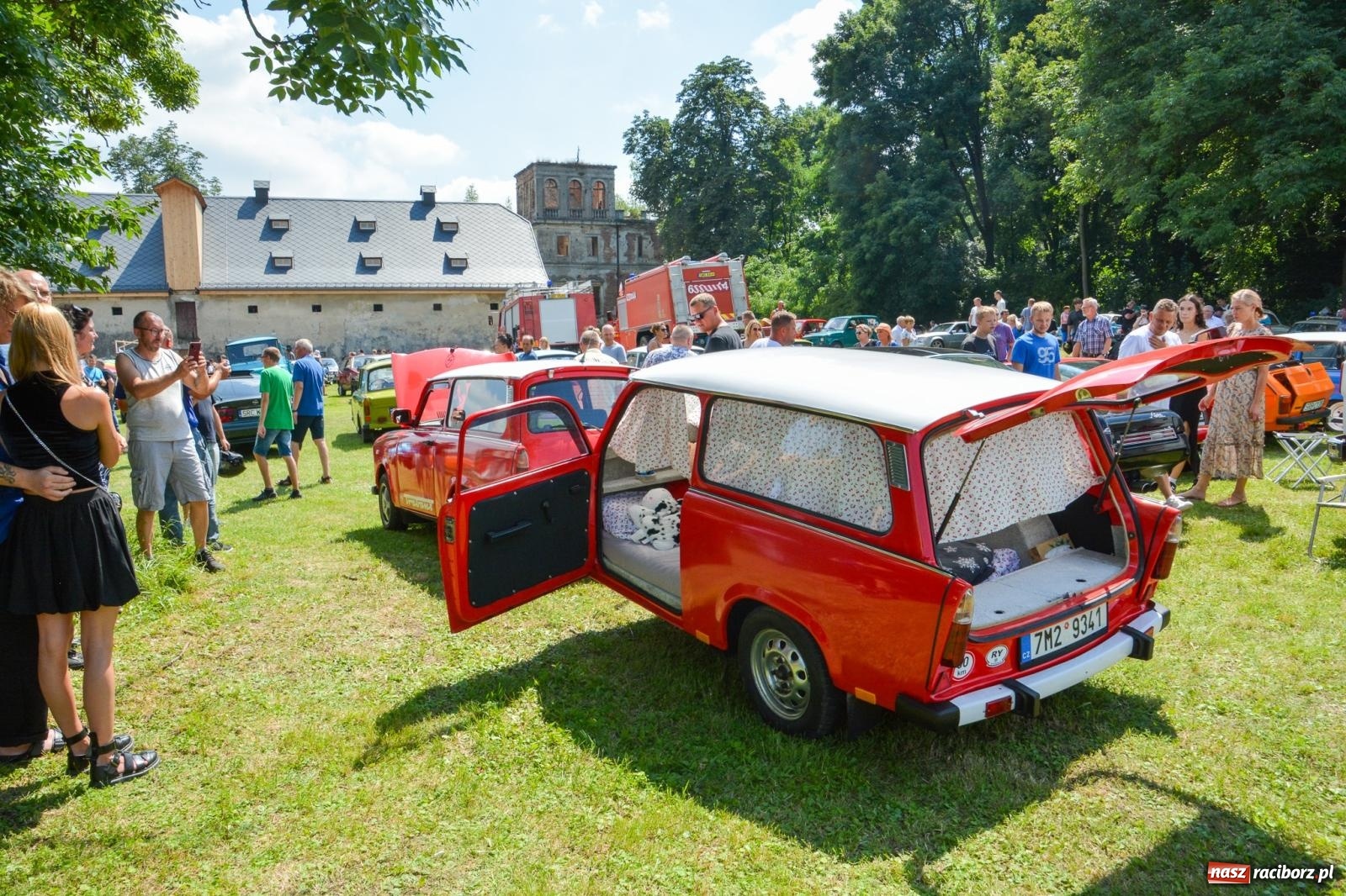 Zdjęcie w galerii na portalu naszraciborz.pl: V Zlot Pojazdów Zabytkowych w Sławikowie [FOTO i WIDEO] wiadomości z regionu