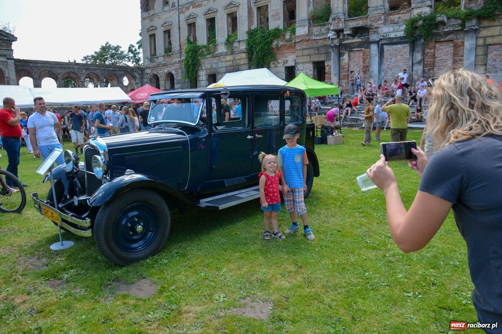 Zdjęcie w galerii na portalu naszraciborz.pl: V Zlot Pojazdów Zabytkowych w Sławikowie [FOTO i WIDEO] wiadomości z regionu
