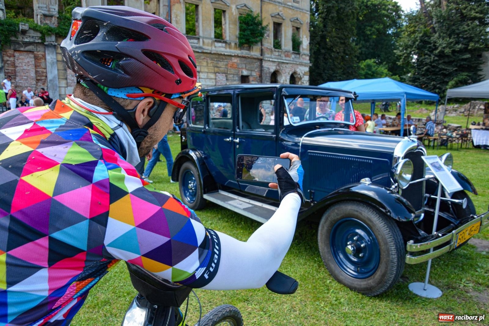 Zdjęcie w galerii na portalu naszraciborz.pl: V Zlot Pojazdów Zabytkowych w Sławikowie [FOTO i WIDEO] wiadomości z regionu