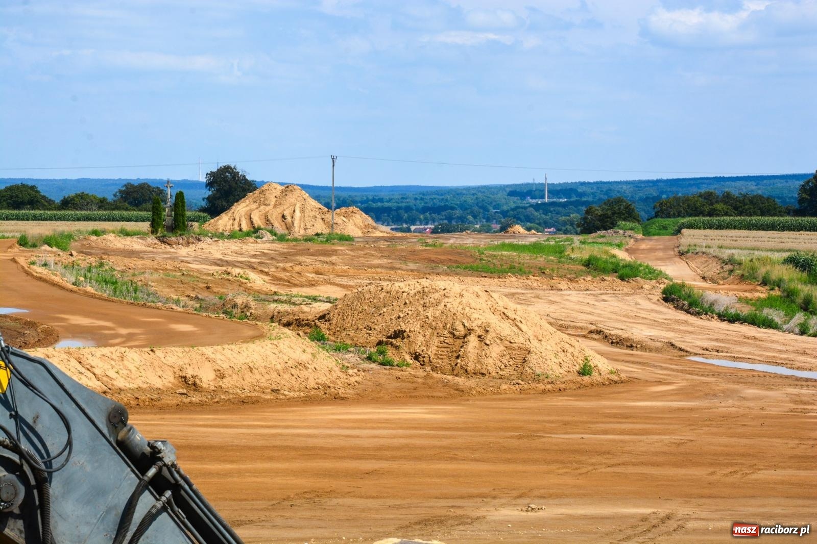 Zdjęcie w galerii na portalu naszraciborz.pl: Ruszyła budowa nowego mostu pod Raciborzem [FOTO] wiadomości z regionu