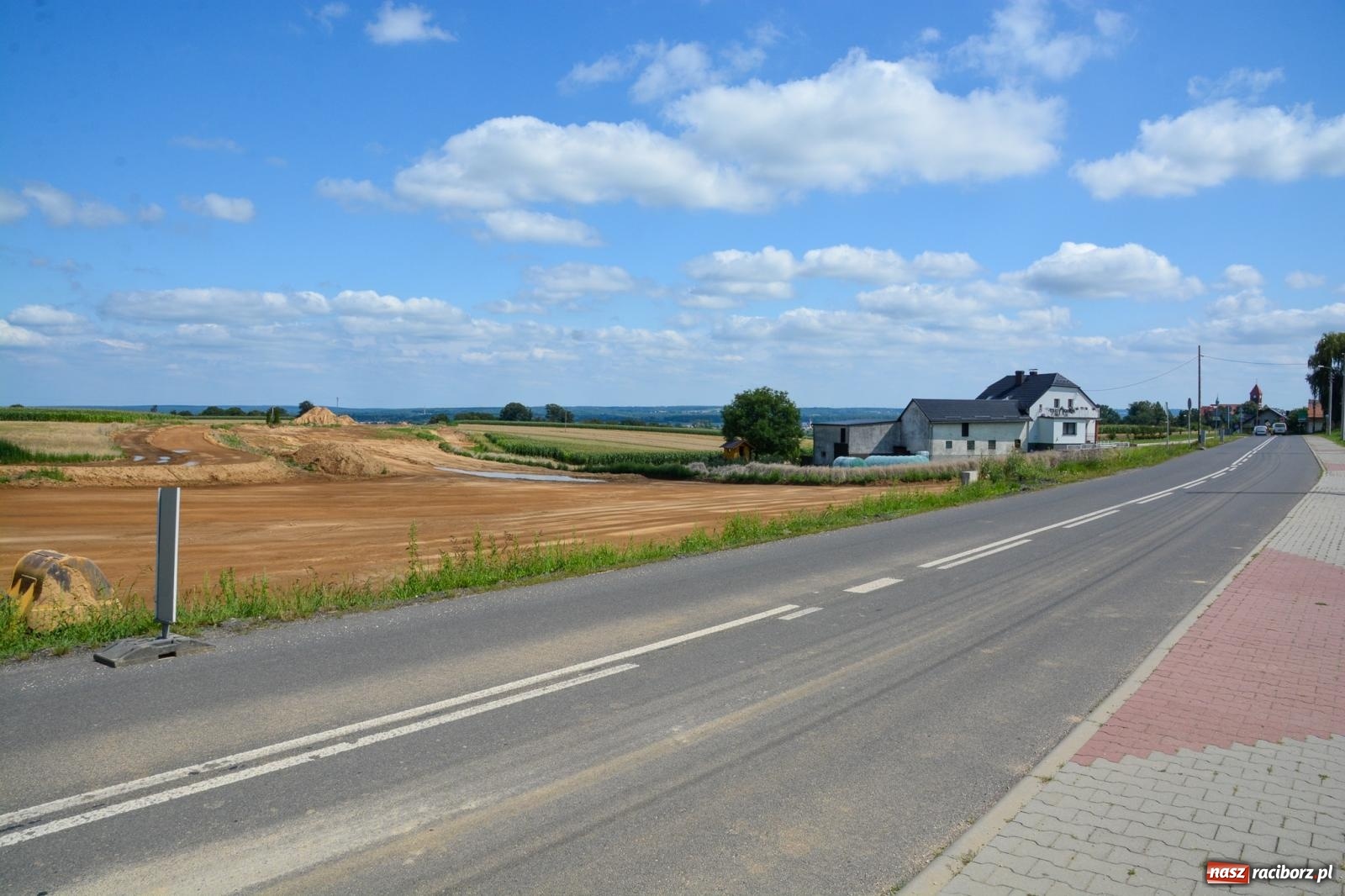 Zdjęcie w galerii na portalu naszraciborz.pl: Ruszyła budowa nowego mostu pod Raciborzem [FOTO] wiadomości z regionu