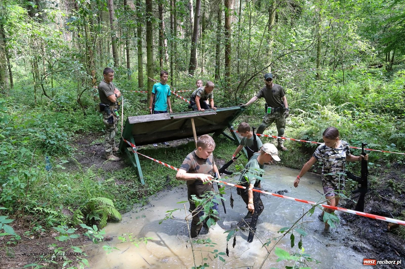 Zdjęcie w galerii na portalu naszraciborz.pl: Przetrwać w Arboretum. Raciborski Bieg Zwiadowcy [FOTO i WIDEO] wiadomości z regionu