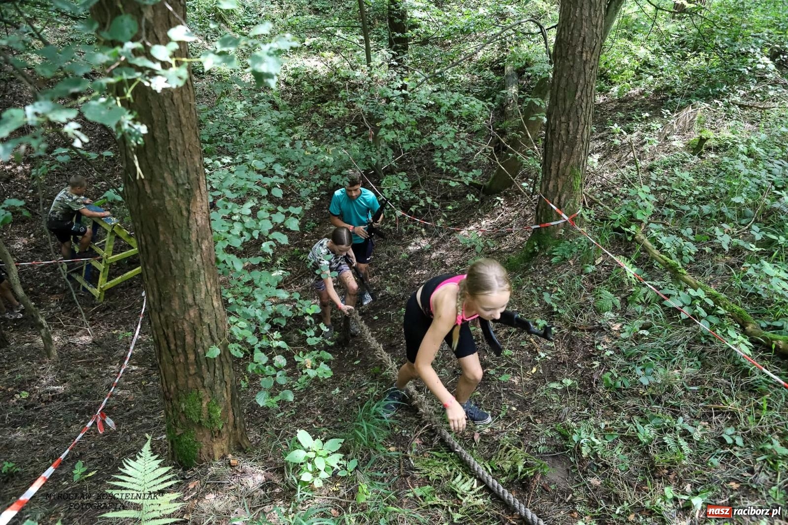 Zdjęcie w galerii na portalu naszraciborz.pl: Przetrwać w Arboretum. Raciborski Bieg Zwiadowcy [FOTO i WIDEO] wiadomości z regionu