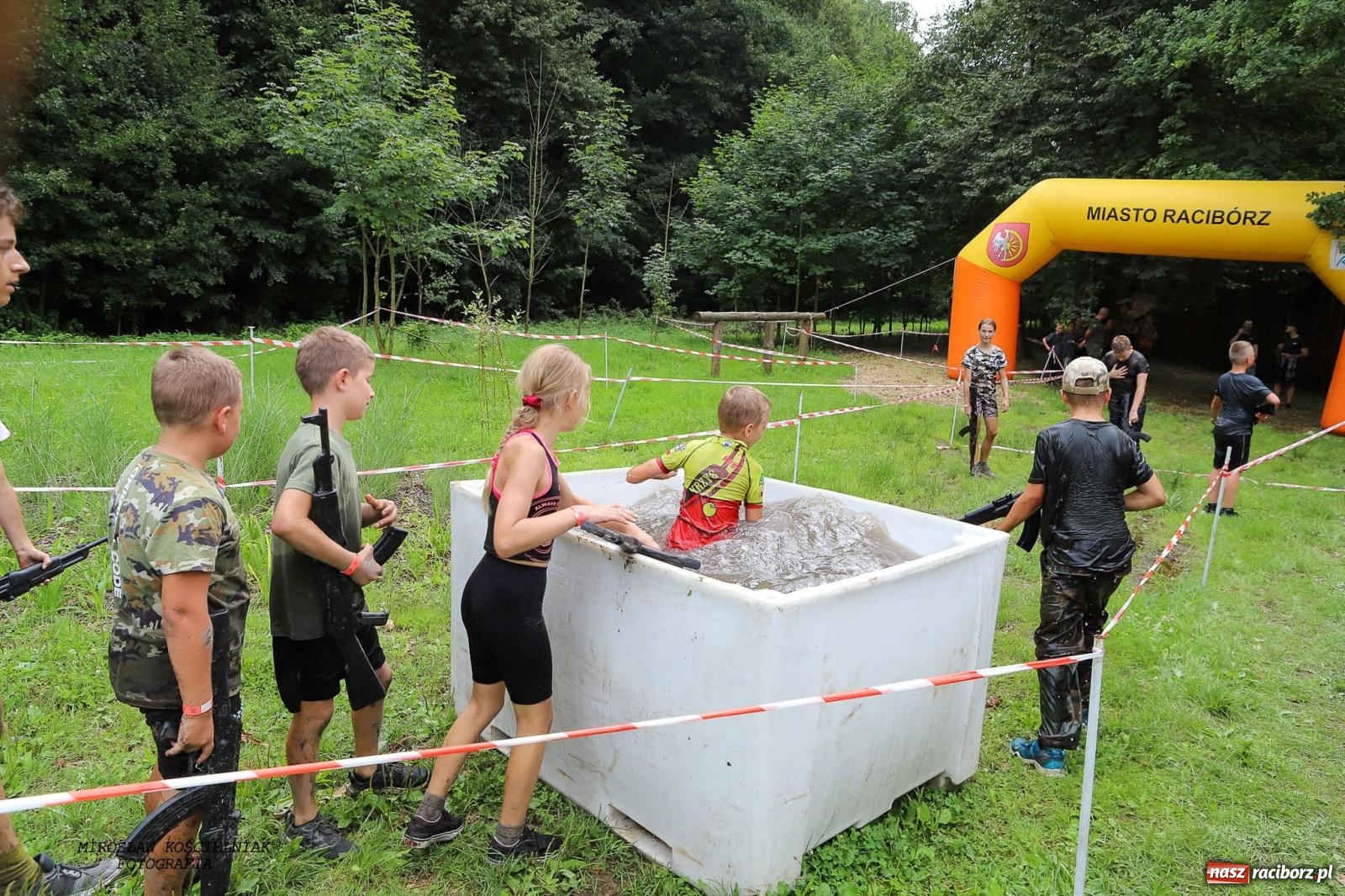 Zdjęcie w galerii na portalu naszraciborz.pl: Przetrwać w Arboretum. Raciborski Bieg Zwiadowcy [FOTO i WIDEO] wiadomości z regionu