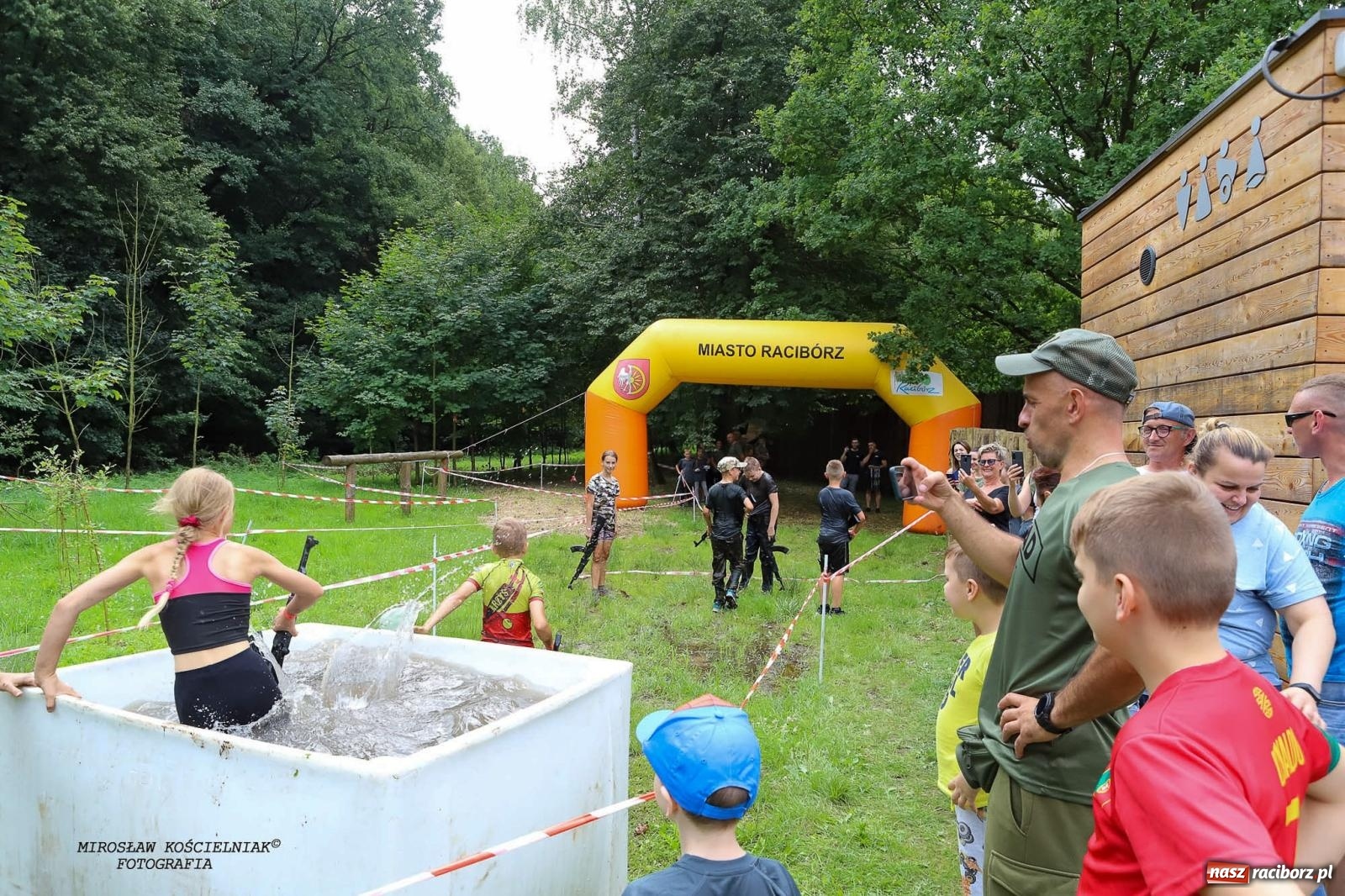 Zdjęcie w galerii na portalu naszraciborz.pl: Przetrwać w Arboretum. Raciborski Bieg Zwiadowcy [FOTO i WIDEO] wiadomości z regionu