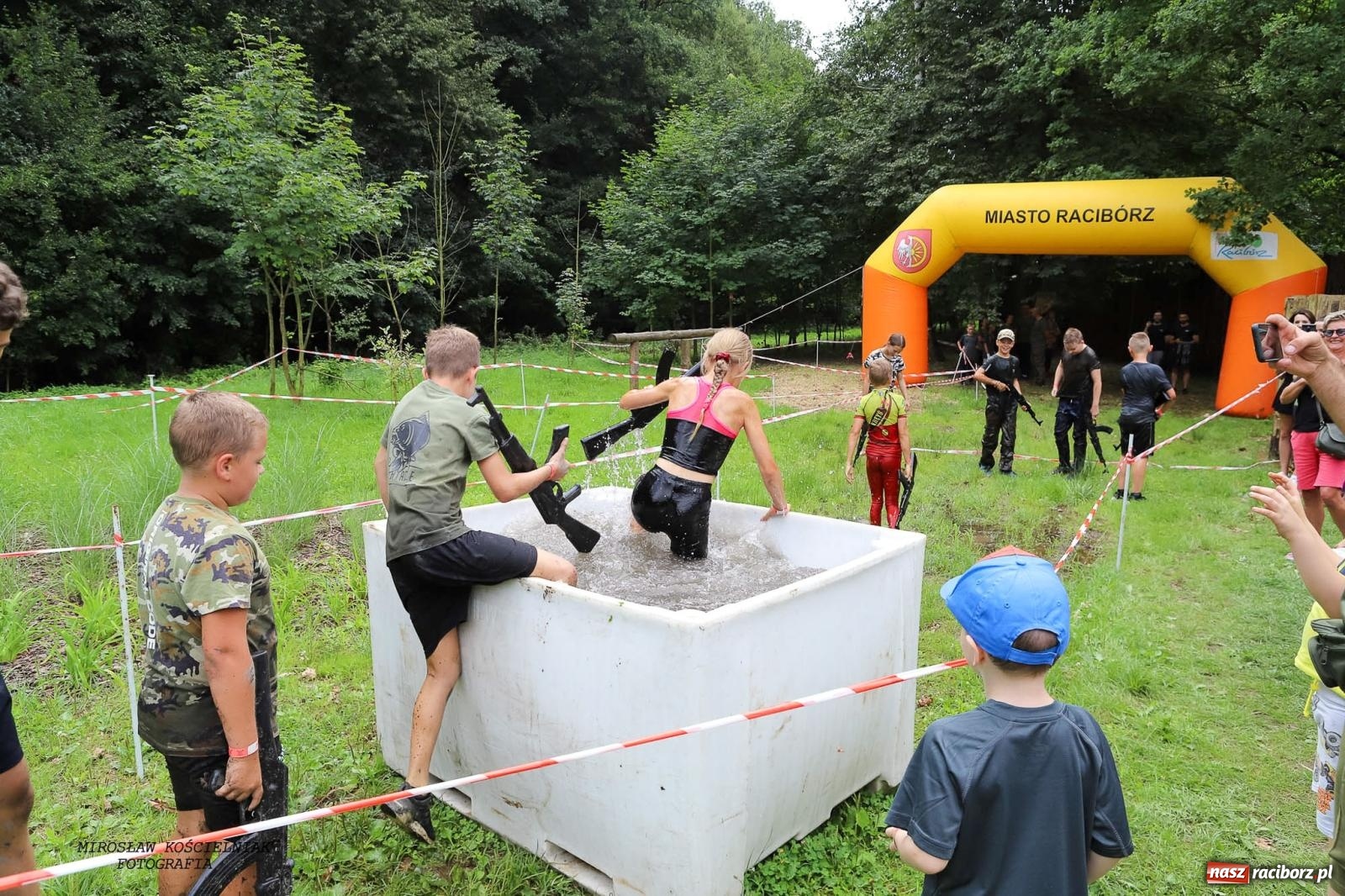 Zdjęcie w galerii na portalu naszraciborz.pl: Przetrwać w Arboretum. Raciborski Bieg Zwiadowcy [FOTO i WIDEO] wiadomości z regionu
