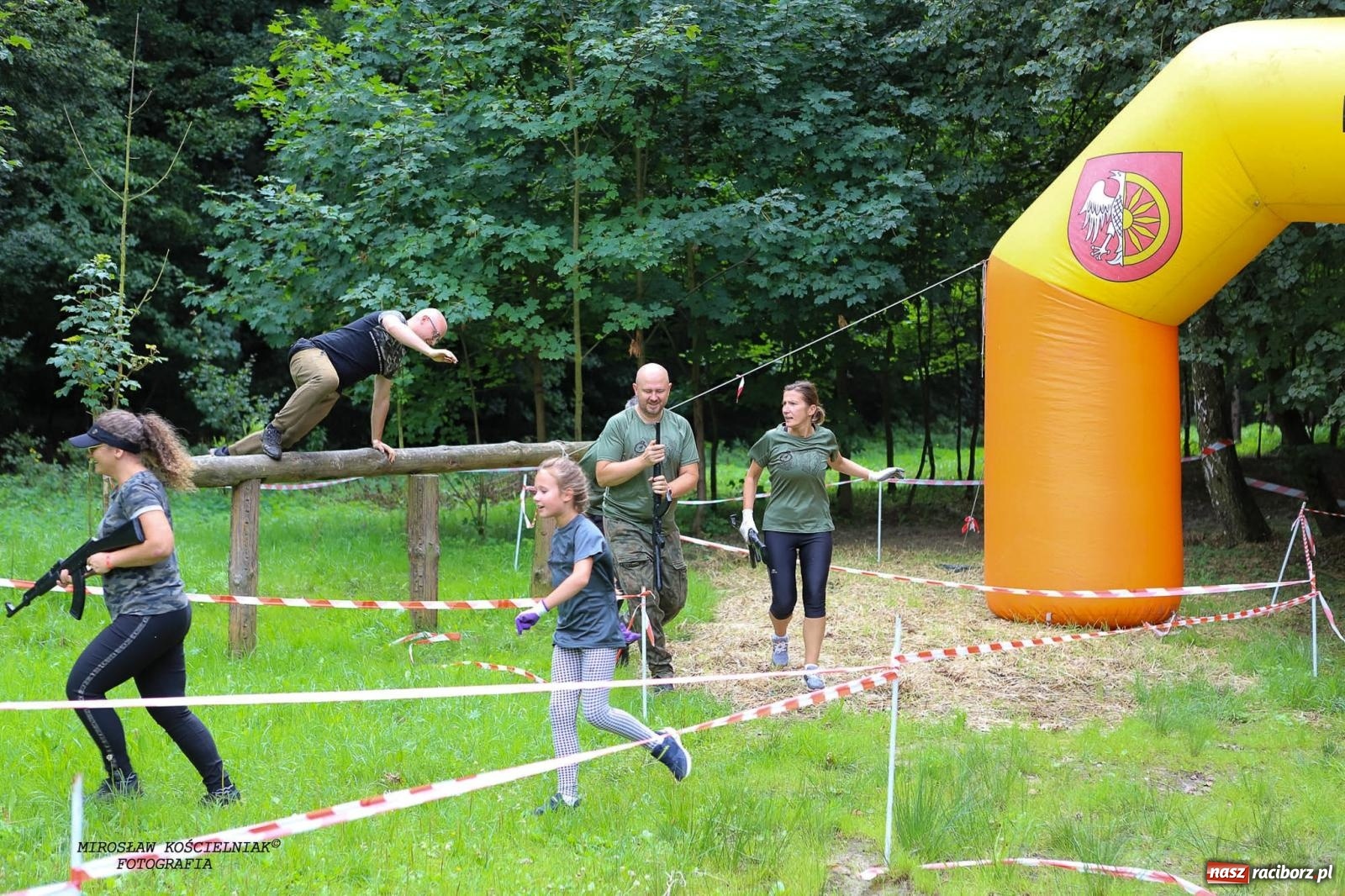 Zdjęcie w galerii na portalu naszraciborz.pl: Przetrwać w Arboretum. Raciborski Bieg Zwiadowcy [FOTO i WIDEO] wiadomości z regionu