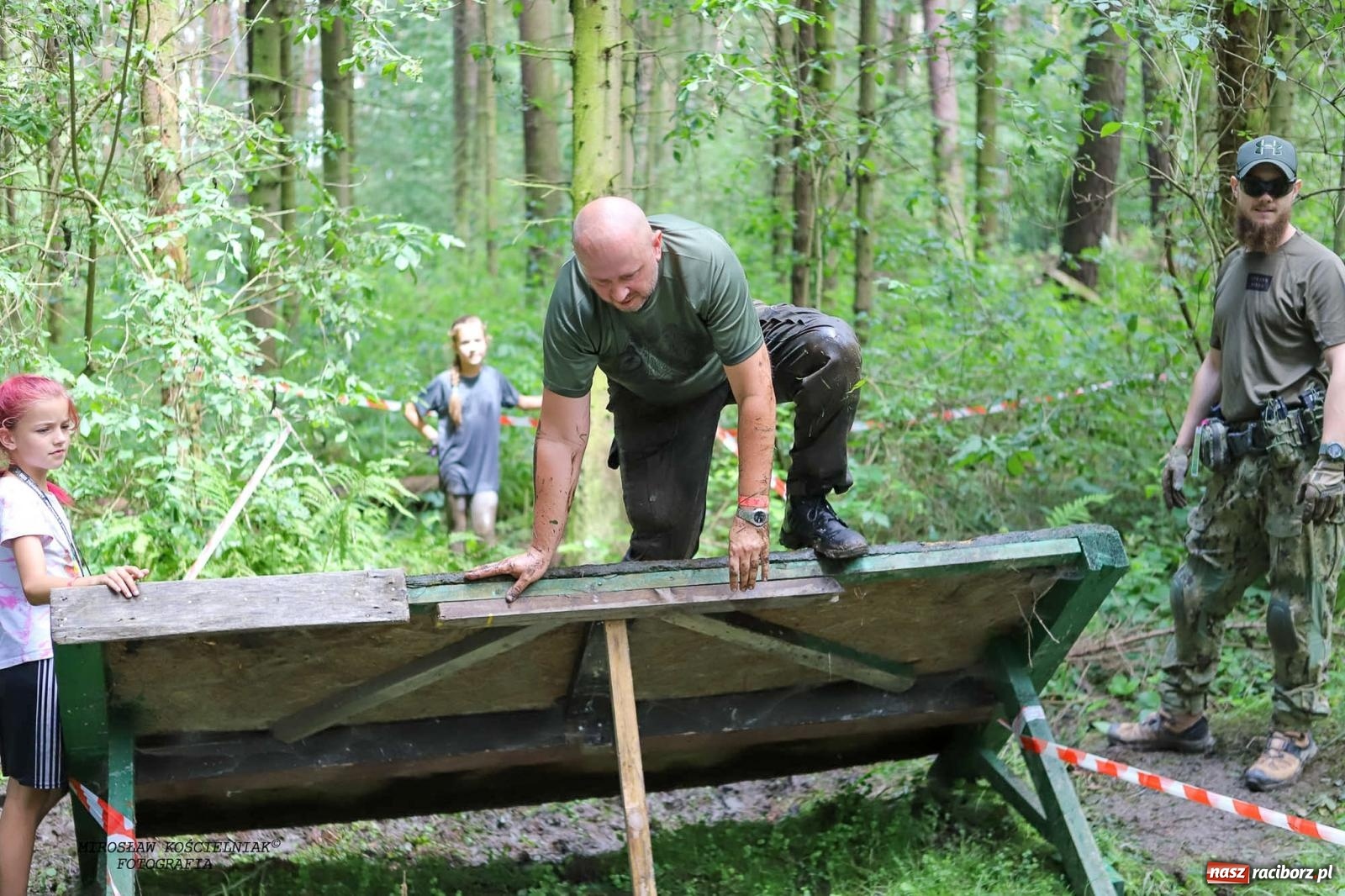 Zdjęcie w galerii na portalu naszraciborz.pl: Przetrwać w Arboretum. Raciborski Bieg Zwiadowcy [FOTO i WIDEO] wiadomości z regionu
