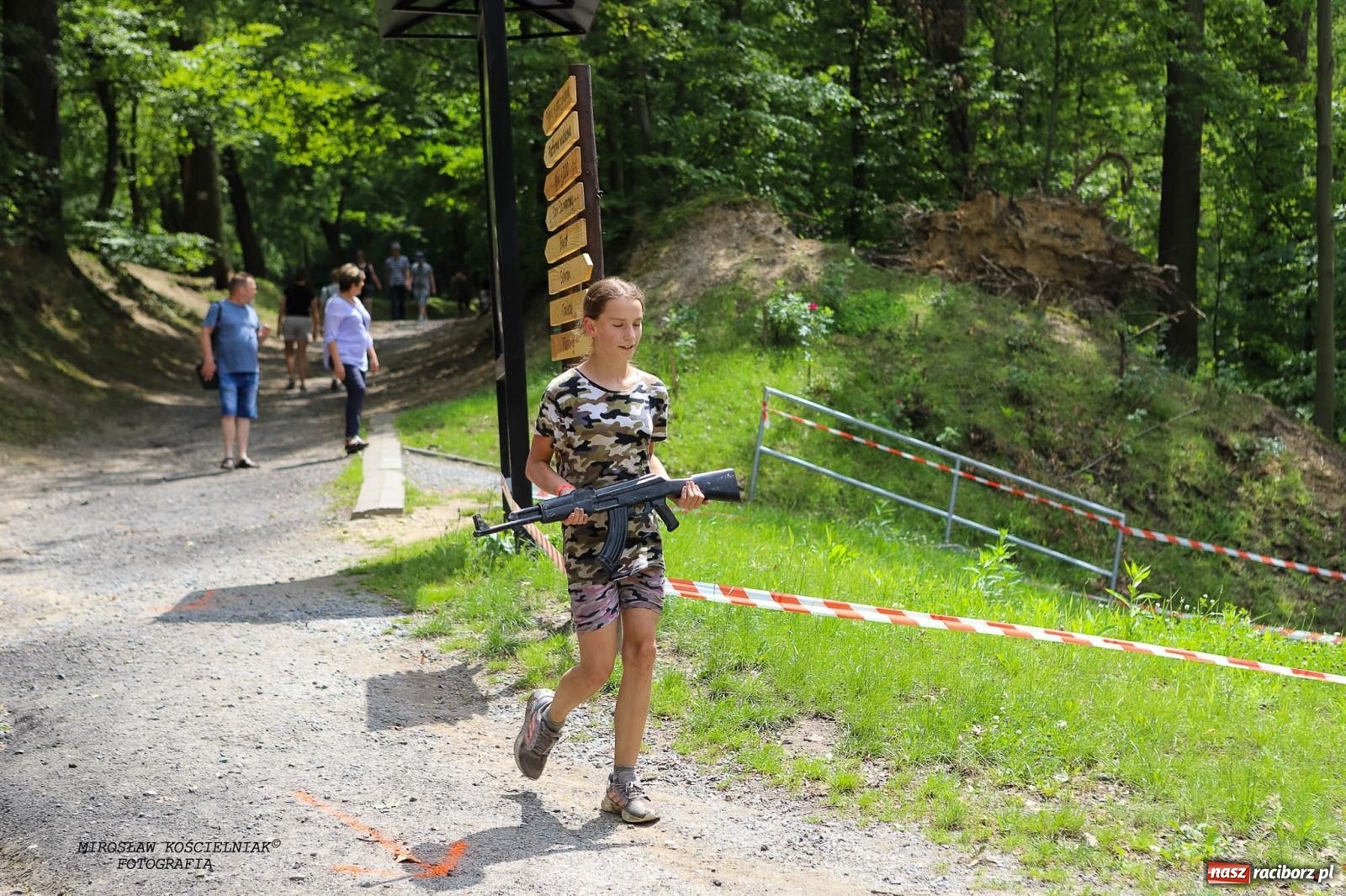 Zdjęcie w galerii na portalu naszraciborz.pl: Przetrwać w Arboretum. Raciborski Bieg Zwiadowcy [FOTO i WIDEO] wiadomości z regionu