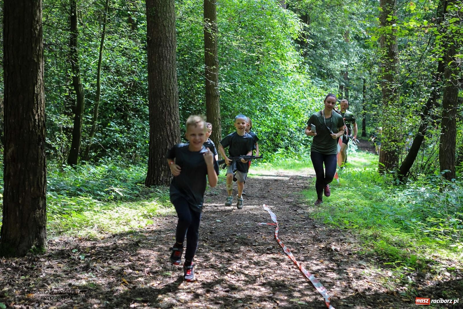 Zdjęcie w galerii na portalu naszraciborz.pl: Przetrwać w Arboretum. Raciborski Bieg Zwiadowcy [FOTO i WIDEO] wiadomości z regionu