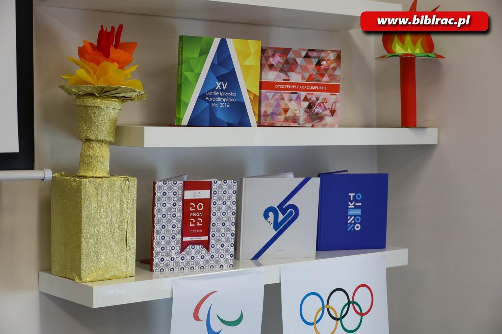 Zdjęcie w galerii na portalu naszraciborz.pl: Janusz Rokicki i Monika Opiatowska gośćmi Olimpijskiego Lata z biblioteką wiadomości z regionu