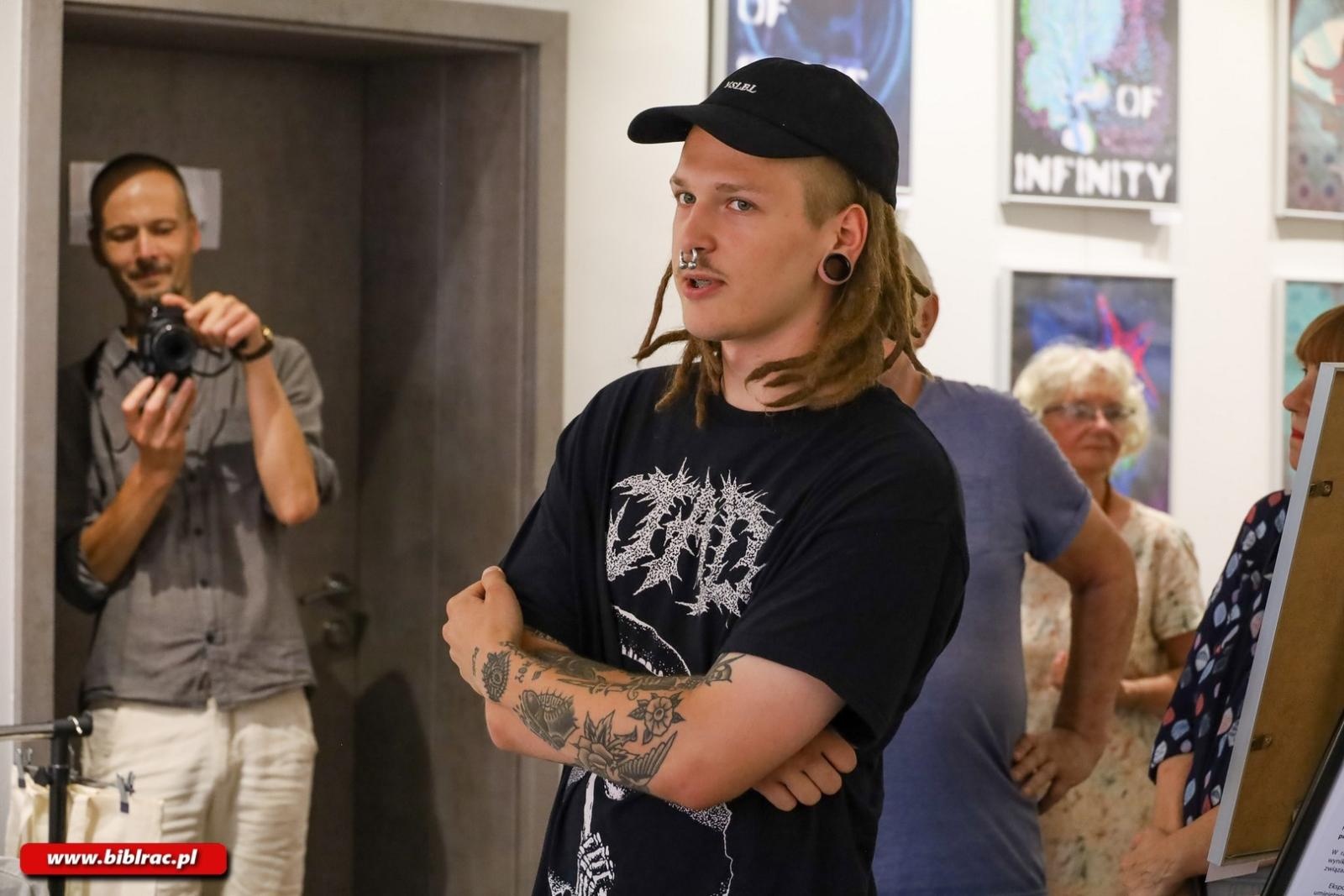 Zdjęcie w galerii na portalu naszraciborz.pl: Dyplomy w raciborskim Plastyku. Jedna z prac powstała w telefonie komórkowym wiadomości z regionu