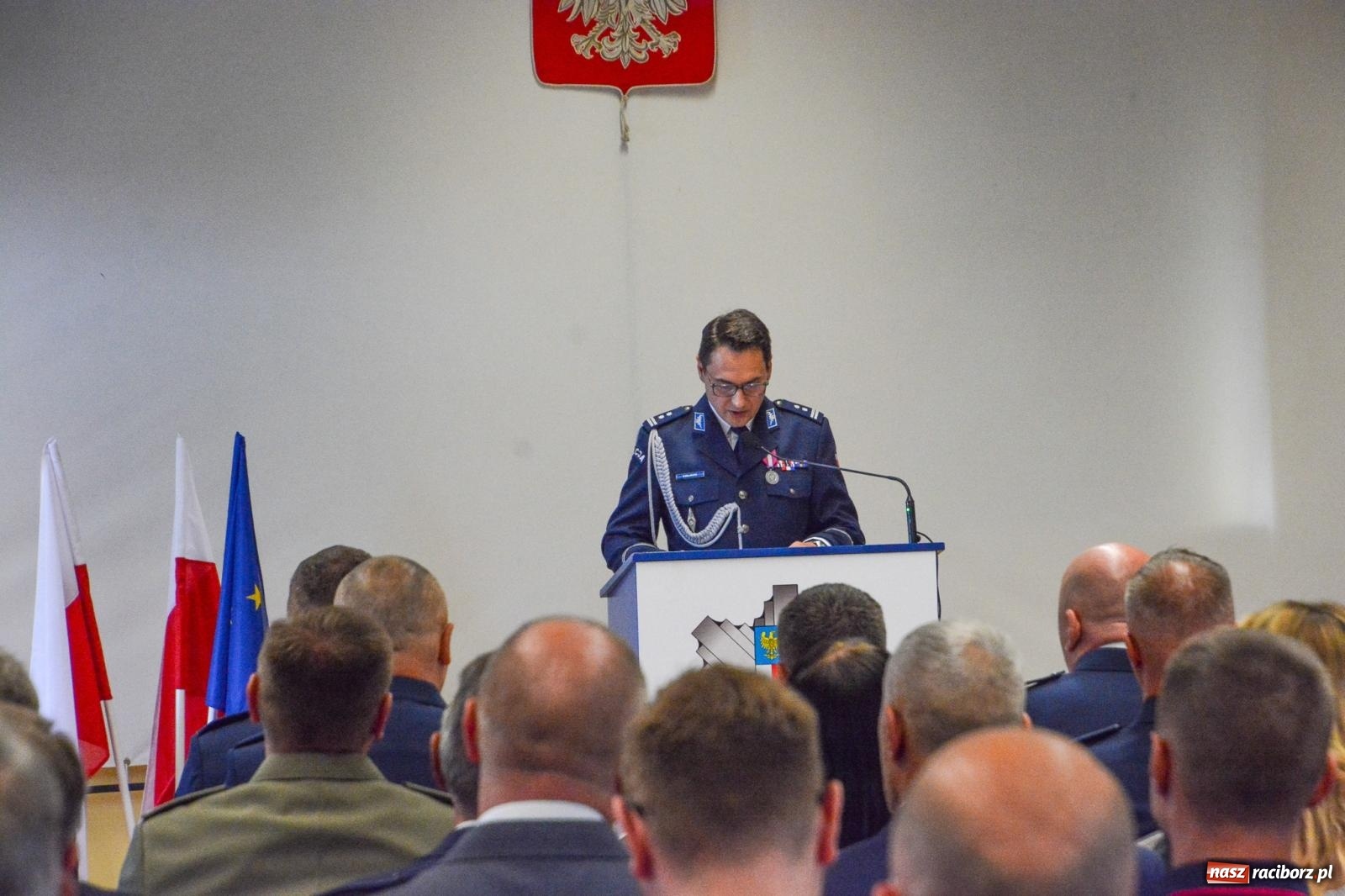 Zdjęcie w galerii na portalu naszraciborz.pl: Raciborska policja świętuje w Pietrowicach Wielkich. Wręczono awanse i odznaczenia [FOTO i WIDEO] wiadomości z regionu