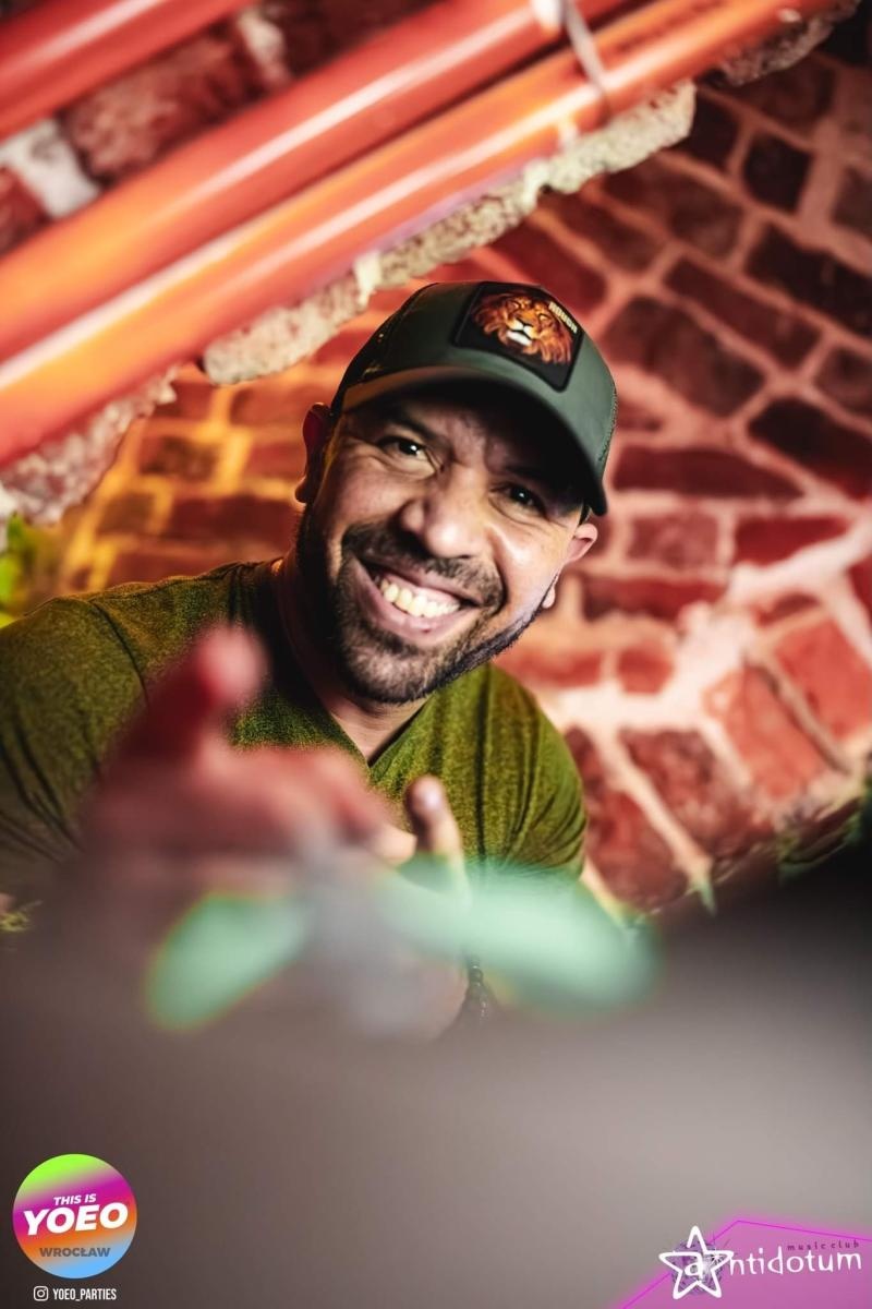 Zdjęcie w galerii na portalu naszraciborz.pl: Potańcówka kubańska z DJ Osmarem nad Odrą wiadomości z regionu