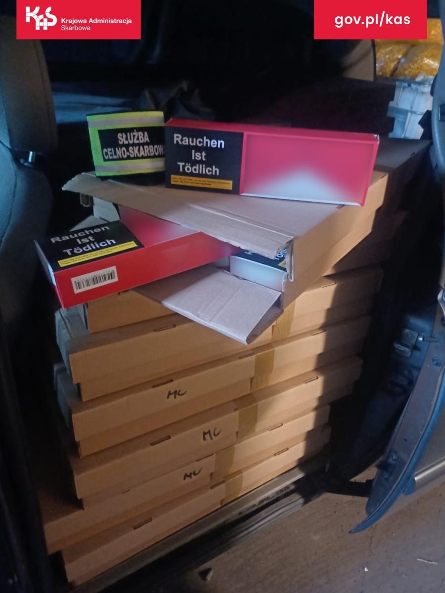 Zdjęcie w galerii na portalu naszraciborz.pl: Kolejny sukces KAS i CBŚP w walce z nielegalnym obrotem wyrobów akcyzowych wiadomości z regionu