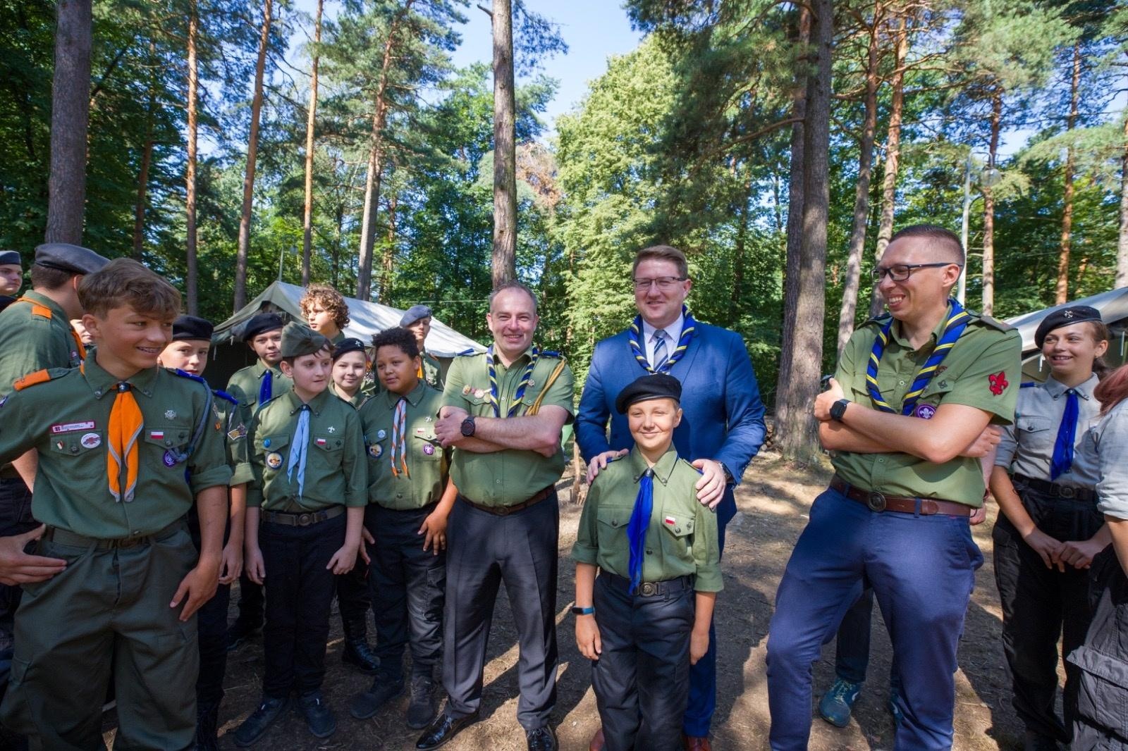 Zdjęcie w galerii na portalu naszraciborz.pl: Fundusz wspiera harcerzy wiadomości z regionu