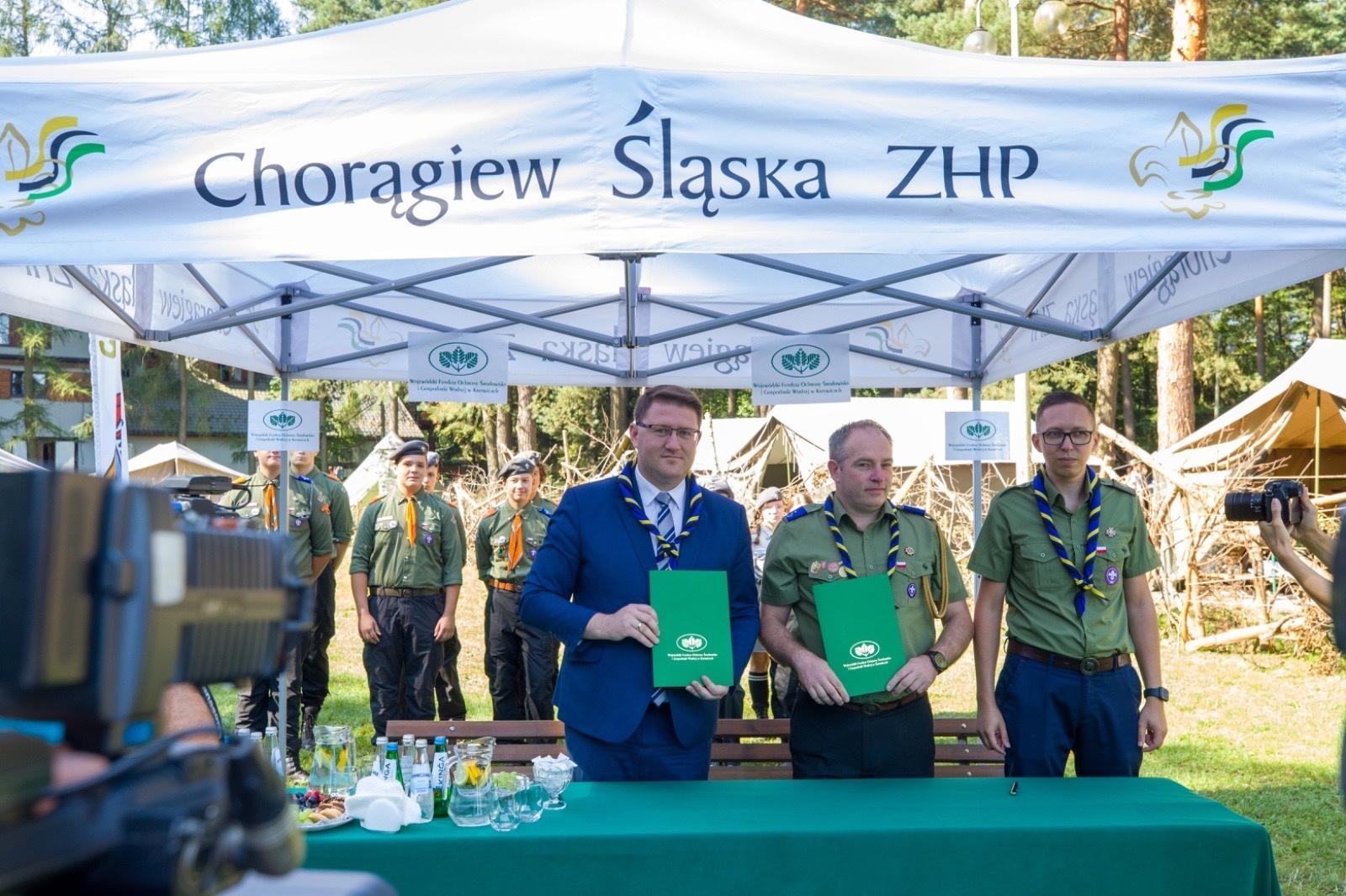 Zdjęcie w galerii na portalu naszraciborz.pl: Fundusz wspiera harcerzy wiadomości z regionu
