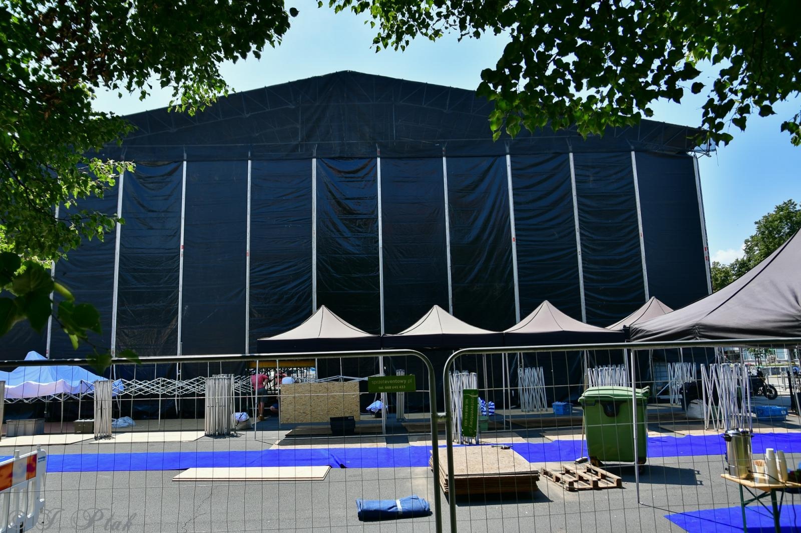 Zdjęcie w galerii na portalu naszraciborz.pl: Takiej sceny w Raciborzu dawno nie było [FOTO i WIDEO] wiadomości z regionu