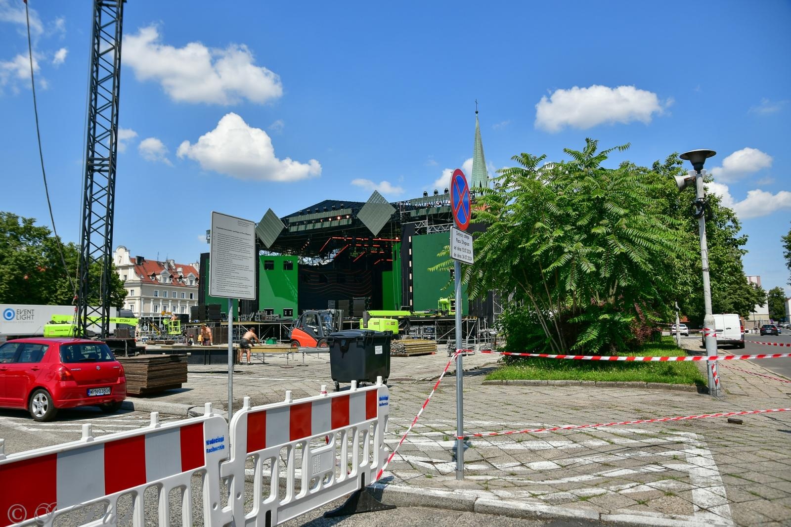 Zdjęcie w galerii na portalu naszraciborz.pl: Takiej sceny w Raciborzu dawno nie było [FOTO i WIDEO] wiadomości z regionu