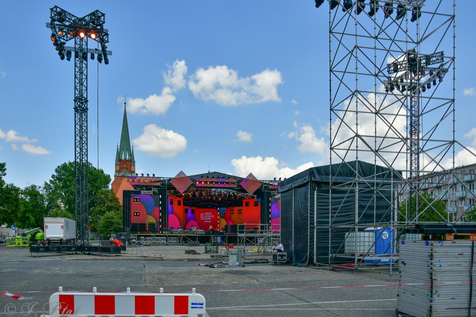 Zdjęcie w galerii na portalu naszraciborz.pl: Takiej sceny w Raciborzu dawno nie było [FOTO i WIDEO] wiadomości z regionu